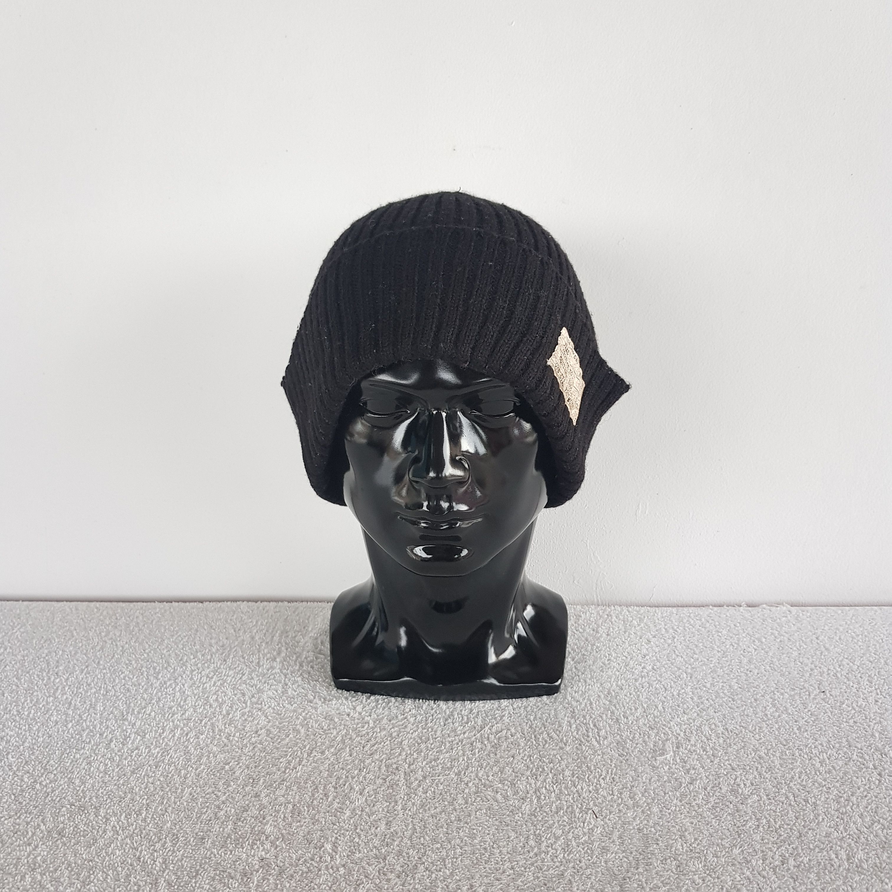 New Era Vintage New Era Beanie Knitted Crochet Snow Caps Hats. Size ONE SIZE - 2 Thumbnail