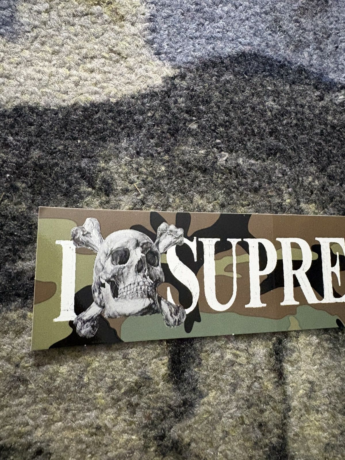 Supreme Supreme Skull Logo Sticker Size ONE SIZE - 2 Thumbnail