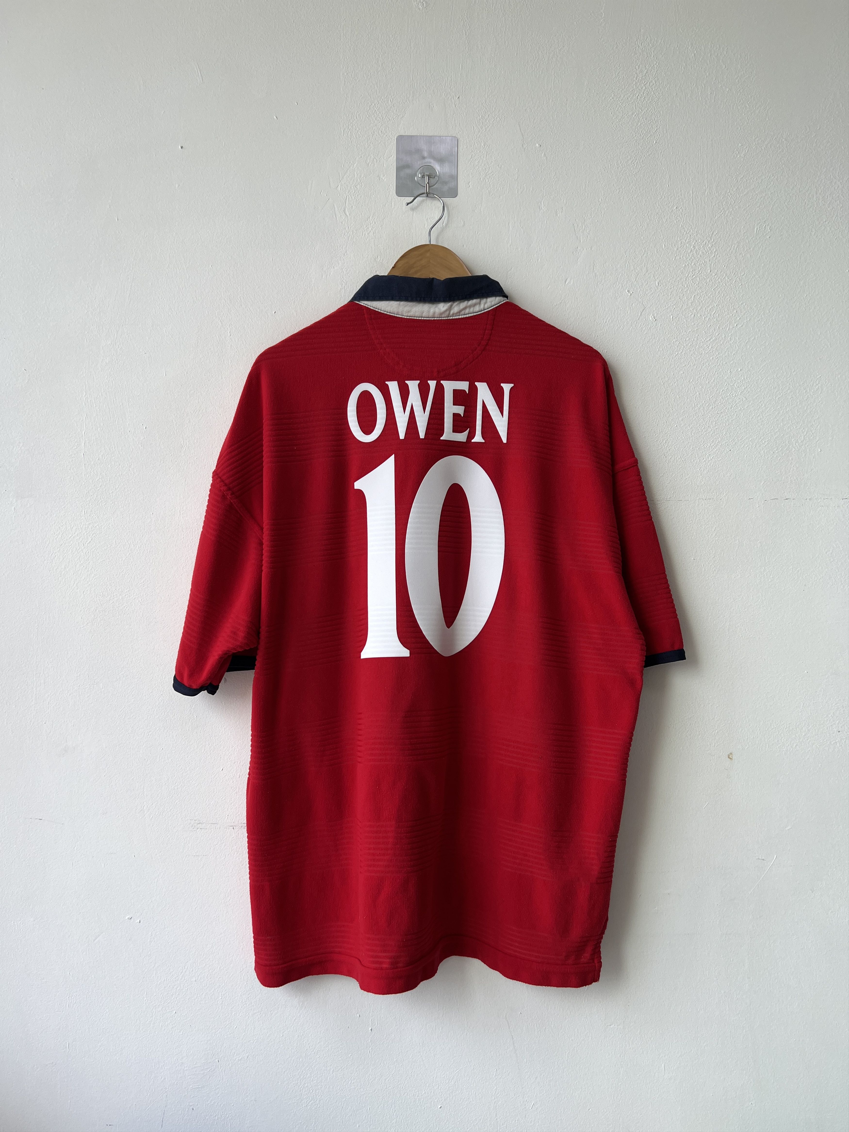 Umbro (XL) England 1999-01 Away Kit Owen #10 Size US XL / EU 56 / 4 - 1 Thumbnail