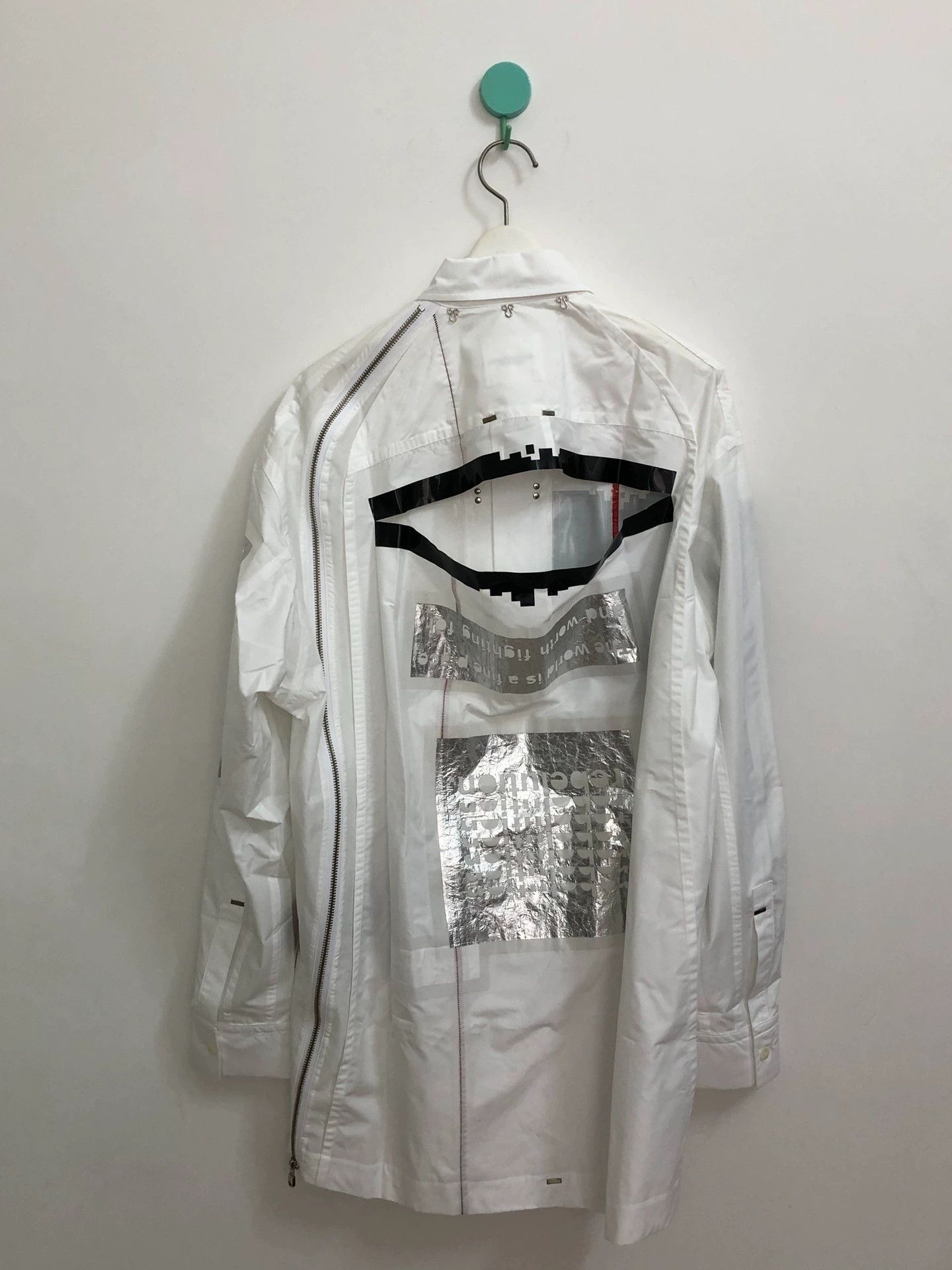 Takahiromiyashita The Soloist. TMTTS lightweight pullover shirt size 44 (O/S) sleeve spot Size US S / EU 44-46 / 1 - 2 Thumbnail