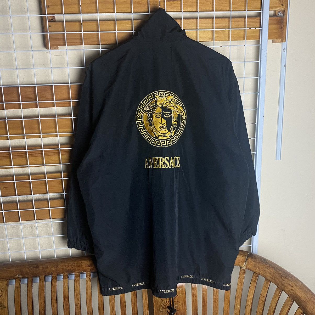 Vintage Vintage A.V. VERSACE Hoodie big logo MADUSA nice designer Size US L / EU 52-54 / 3 - 2 Thumbnail