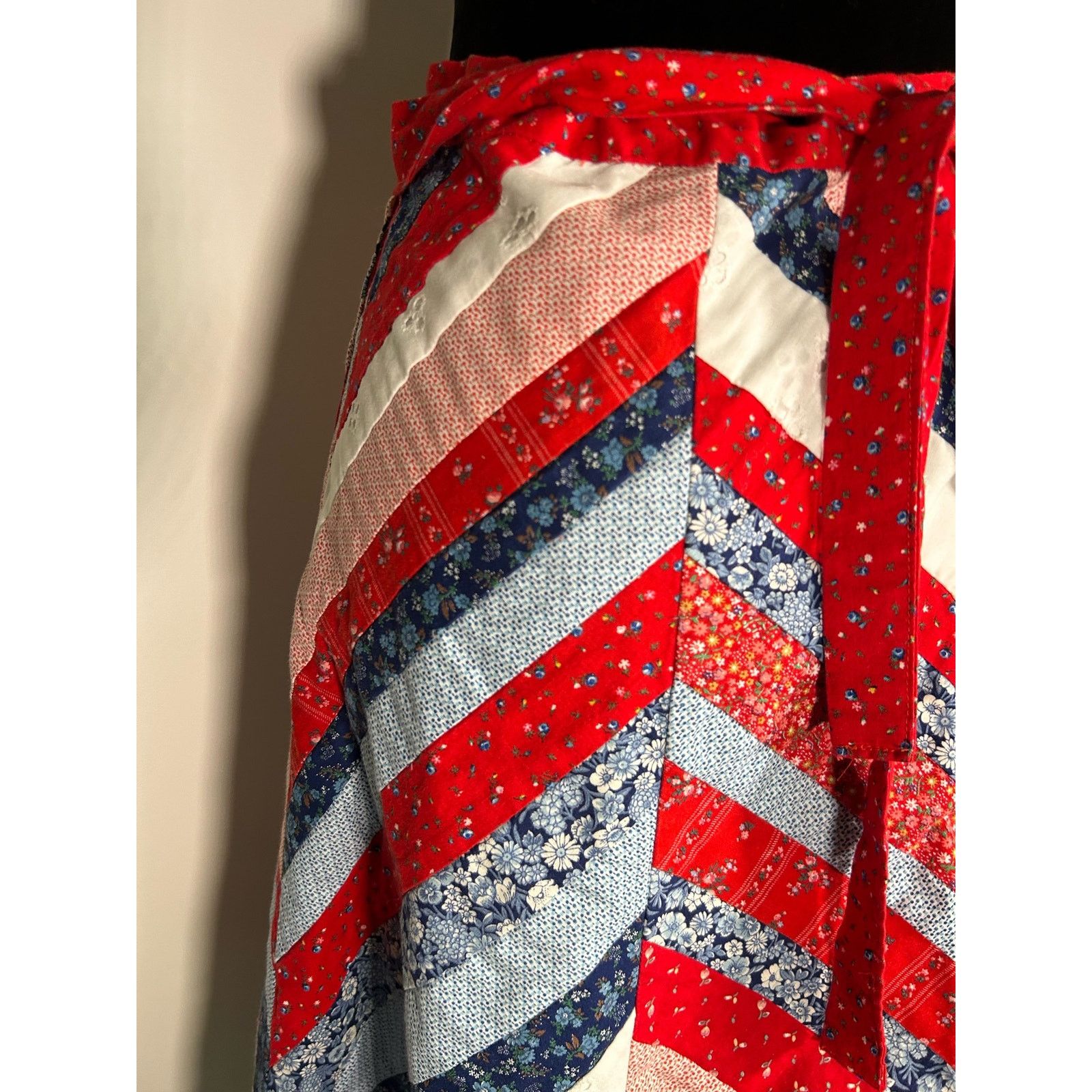 Handmade Quilted Two Piece Vintage Interchangeable Set Size S/M Size 22" - 15 Thumbnail