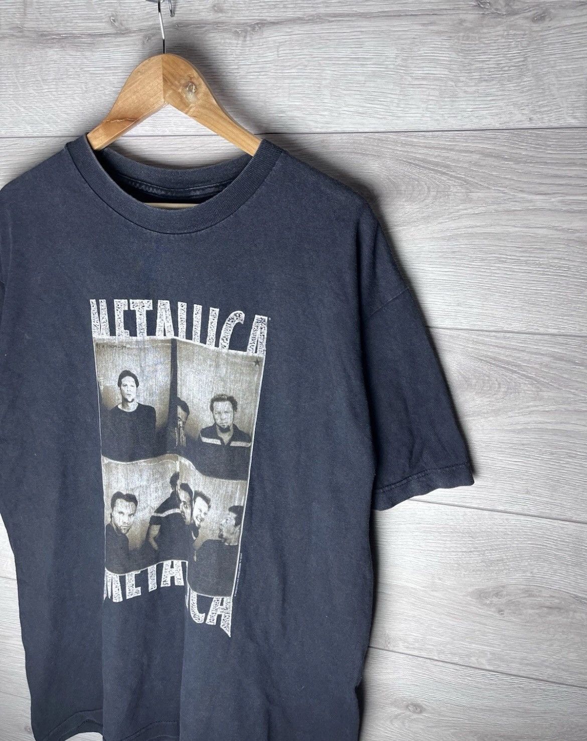Metallica Vintage mens t-shirt Metallica 1999s size xl made in USA Size US XL / EU 56 / 4 - 3 Thumbnail