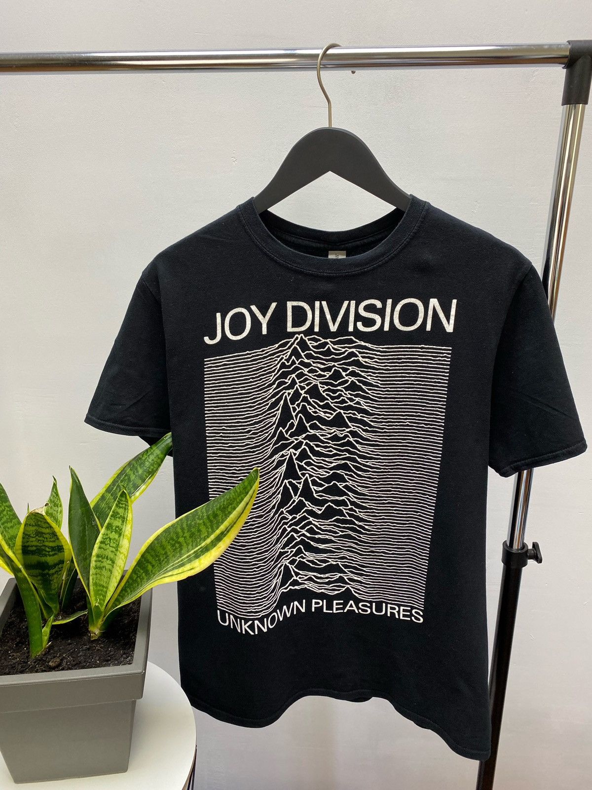 Band Tees × Joy Division Joy Division Unknown Pleasures Band T Shirt Size US L / EU 52-54 / 3 - 5 Thumbnail