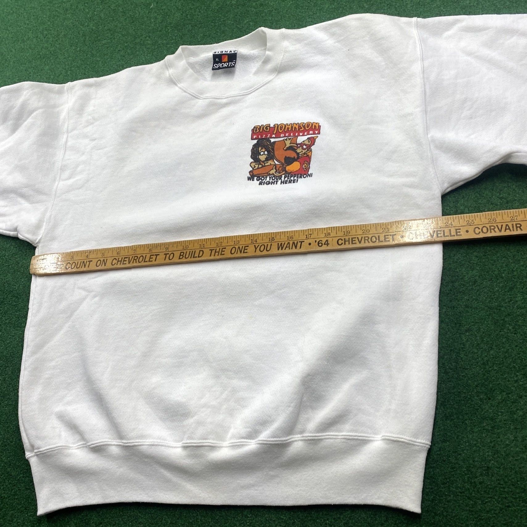 Vintage VINTAGE Unbranded Sweatshirt Mens XL White 90S USA MADE 1993 Big Johnson Logo Graphic Print Pullover Crew Neck Long Sleeve Cotton Microfiber Size US XL / EU 56 / 4 - 7 Thumbnail