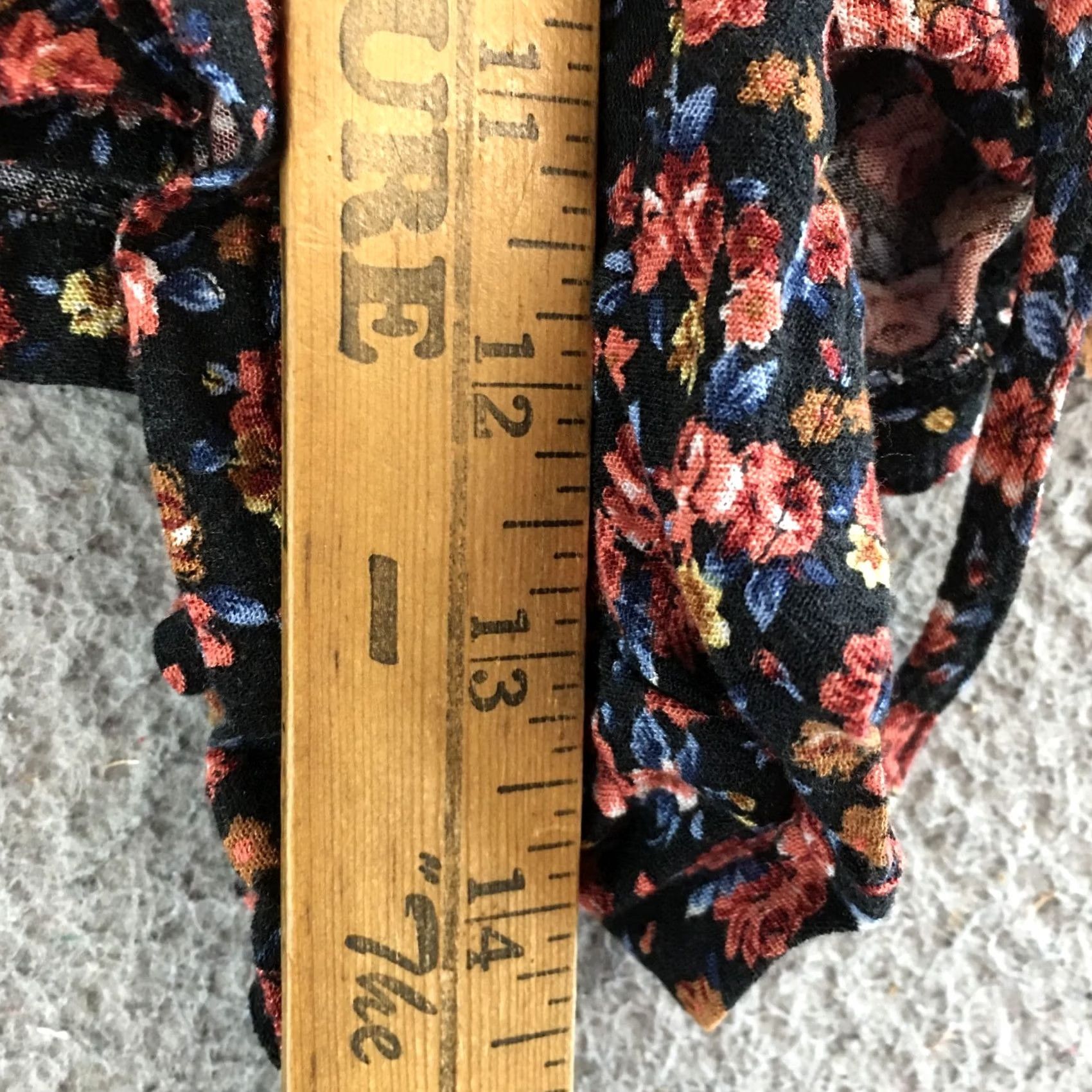 American Eagle Outfitters American Eagle Outfitters Shorts Womens XS High Rise Pull On Casual Floral Black Viscose Lineup Size 26" / US 2 / IT 38 - 5 Thumbnail
