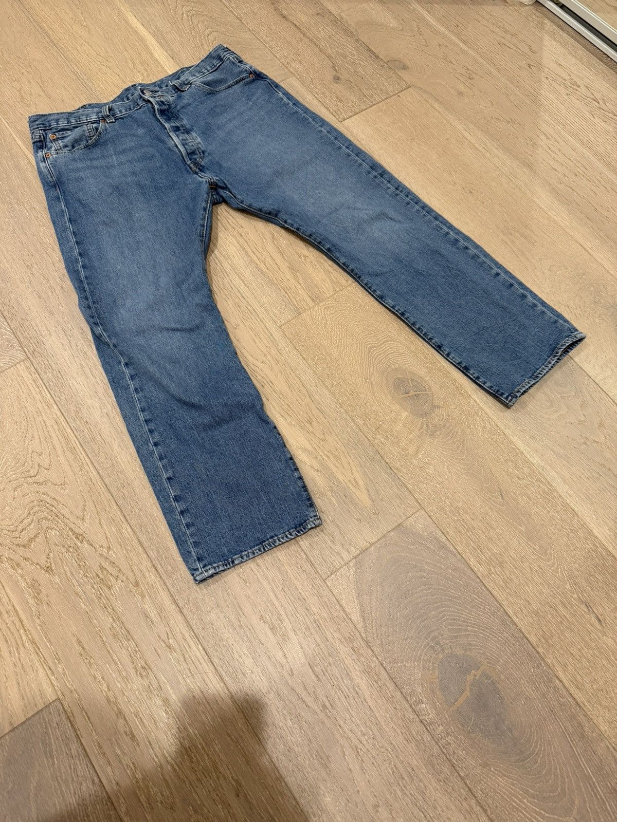 Levi's Levi’s 501 Original Jeans —Medium Wash — 38x30 — Gently Used Size US 38 / EU 54 - 2 Thumbnail
