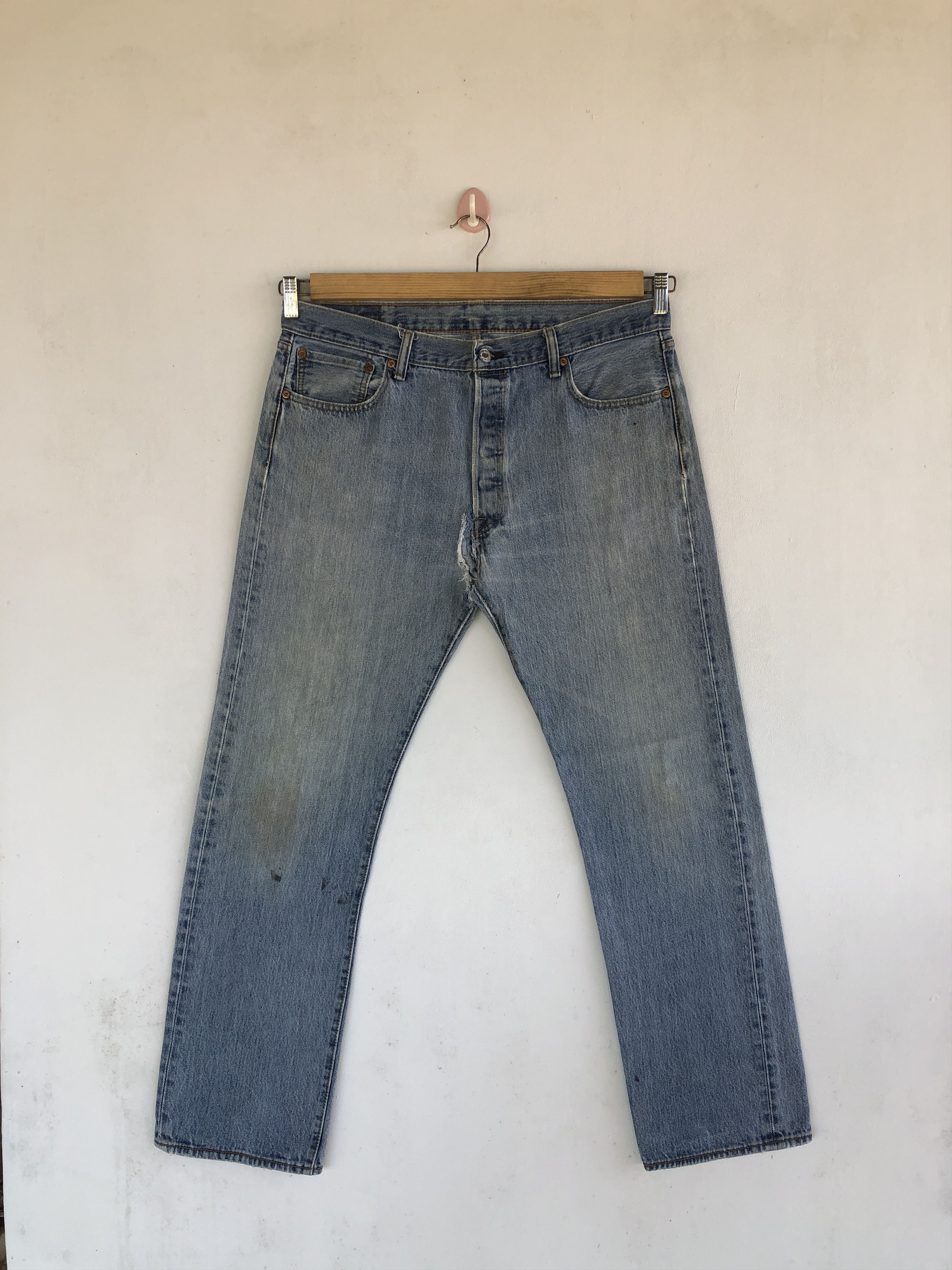 Levi's Vintage Levi's 501 Distressed Faded Jeans Levis Denim Size US 34 / EU 50 - 1 Thumbnail