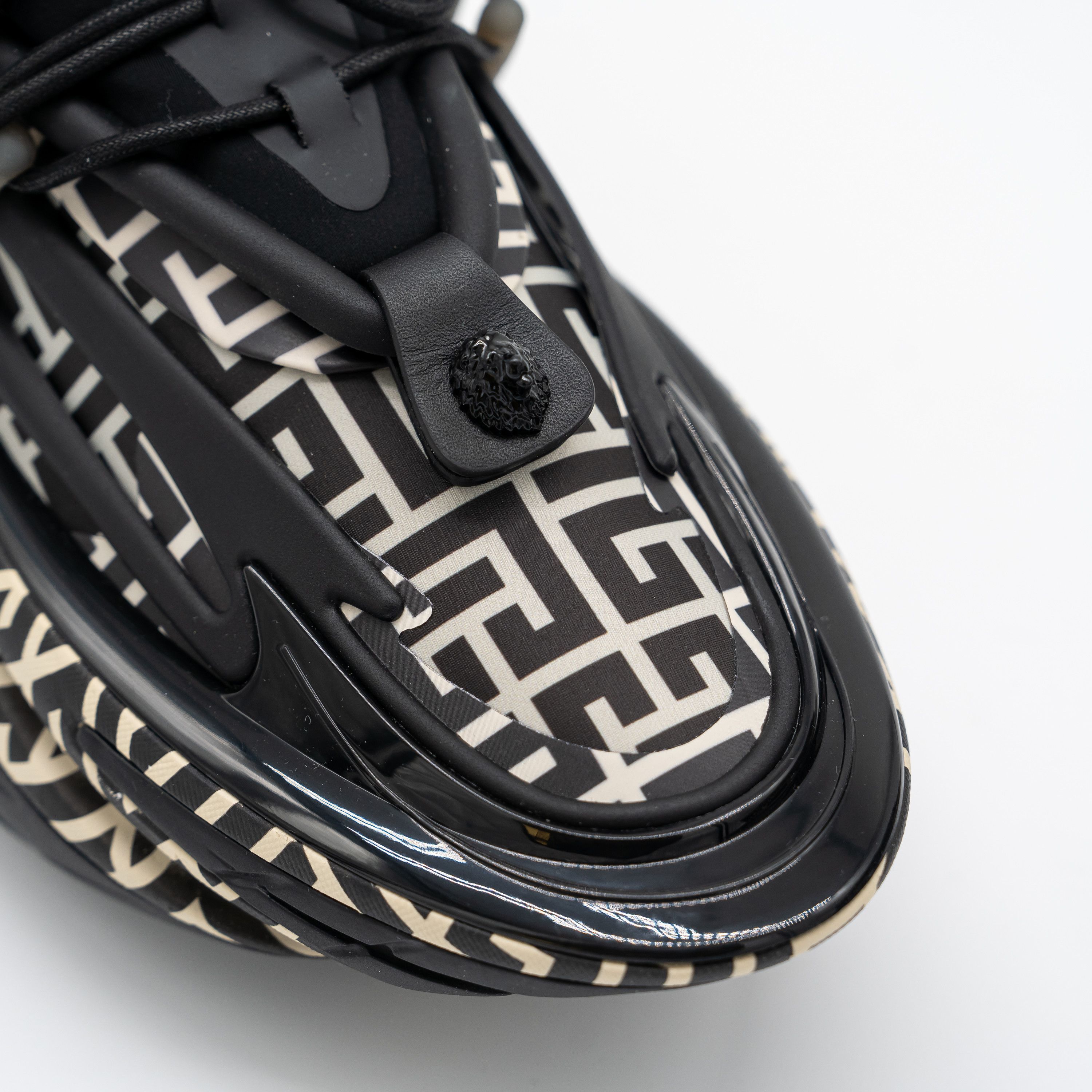 Balmain 42 9 US Balmain Unicorn Black White Monogram Sneakers Size US 9 / EU 42 - 7 Thumbnail