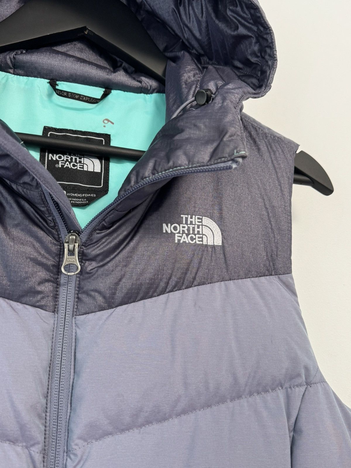 The North Face ☔️The North Face Vintage Vest Women’s Y2K style Size M / US 6-8 / IT 42-44 - 9 Thumbnail