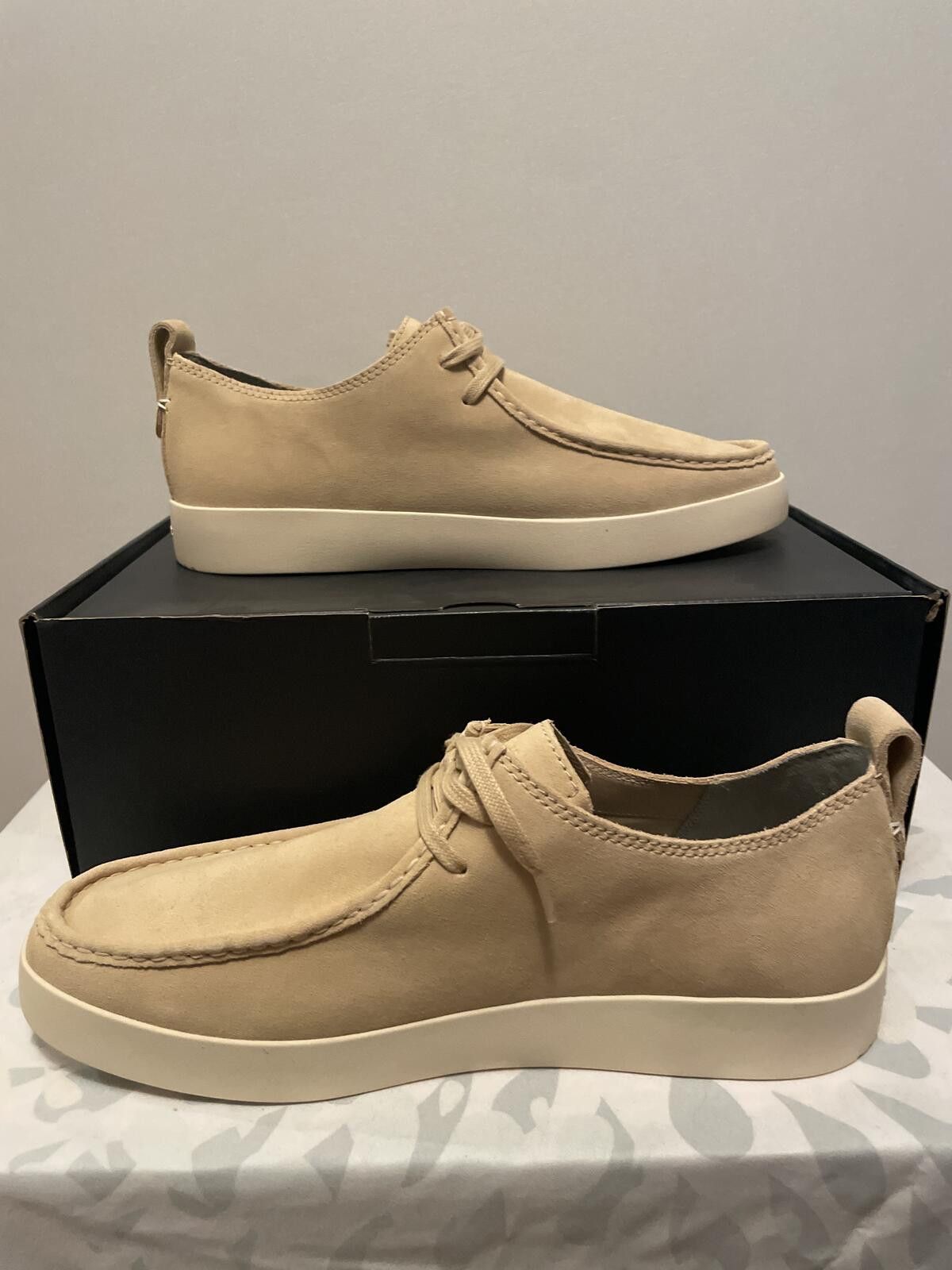 Everlane Everlane Men's Size 11 Suede Desert Shoe Beige / Tan Size US 11 / EU 44 - 2 Thumbnail