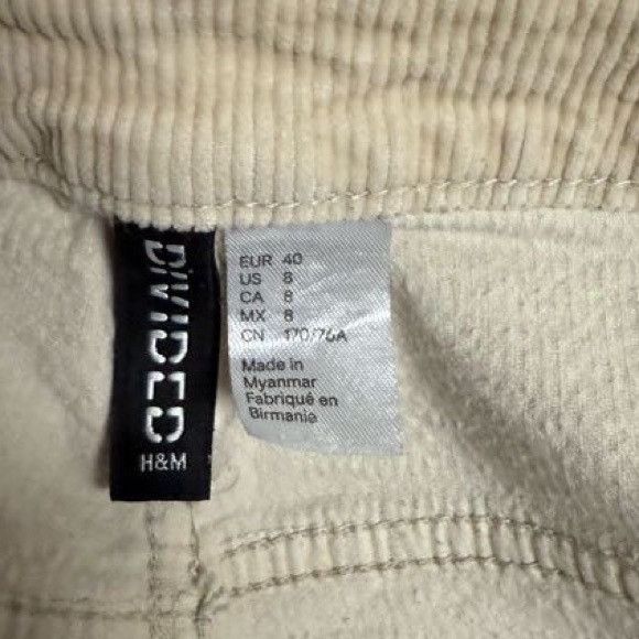 Divided Divided Cream Flare Corduroy Jeans Size 30" / US 8 / IT 44 - 3 Thumbnail
