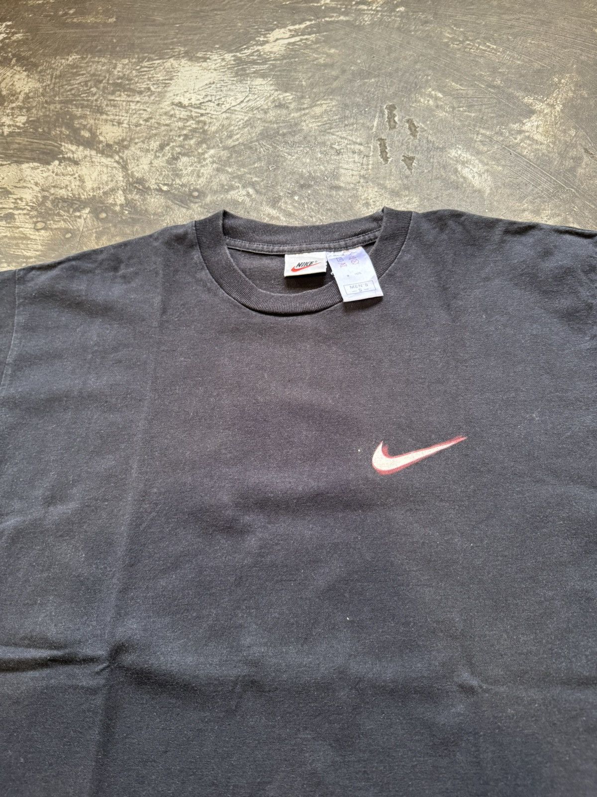 Nike VINTAGE 90’S NIKE BULL EYES Size US M / EU 48-50 / 2 - 4 Thumbnail
