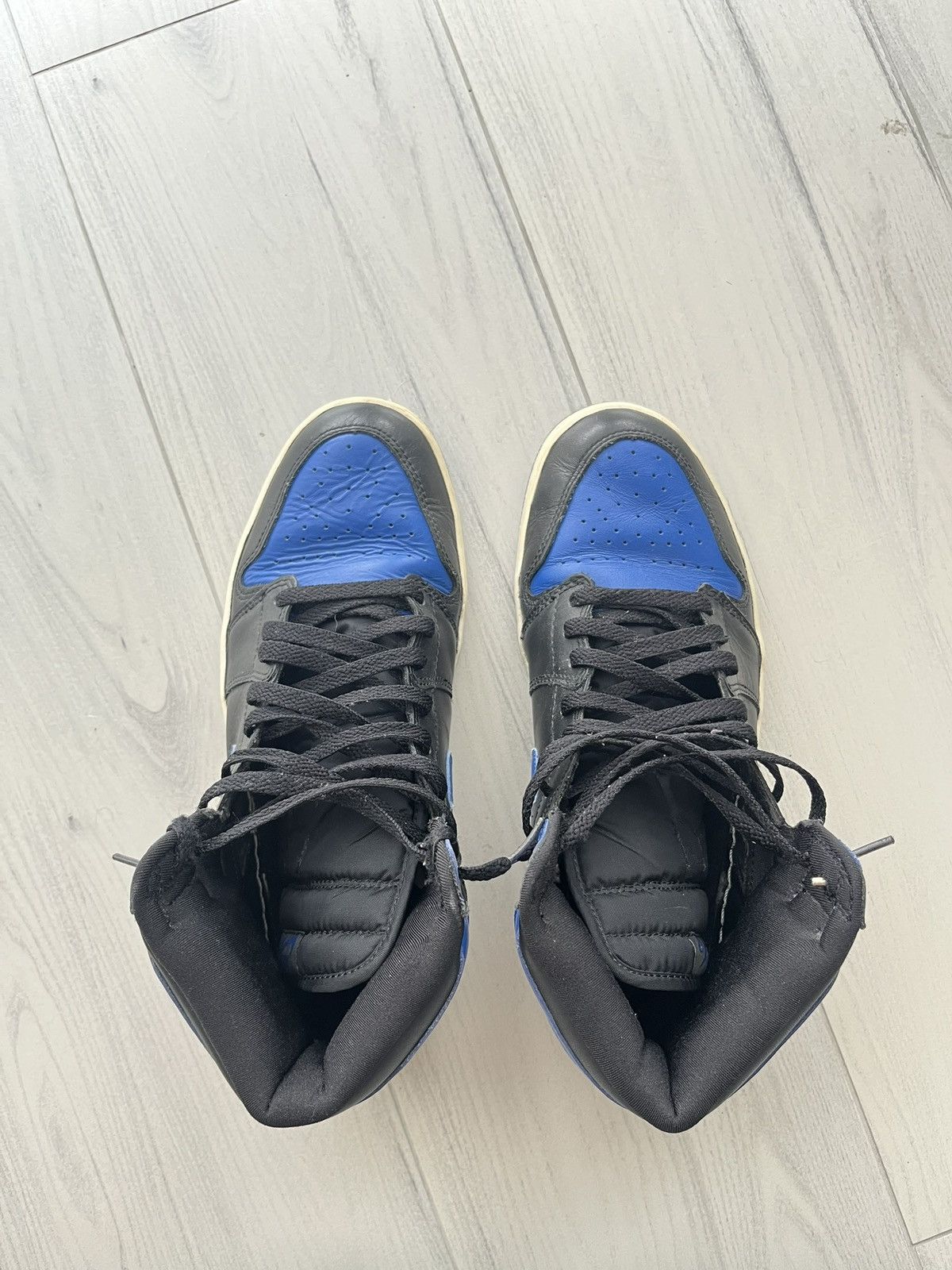 Jordan Brand 2001 JORDAN 1 “ROYAL” Size US 10.5 / EU 43-44 - 8 Thumbnail