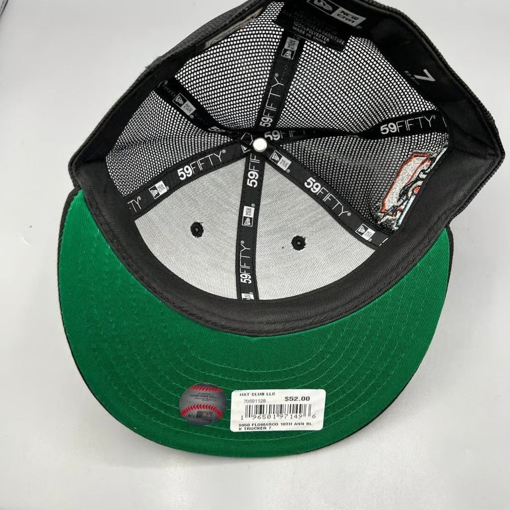 New Era Seattle Mariners Trucker Hat Men 7 59Fifty New Era Fitted Size ONE SIZE - 7 Thumbnail