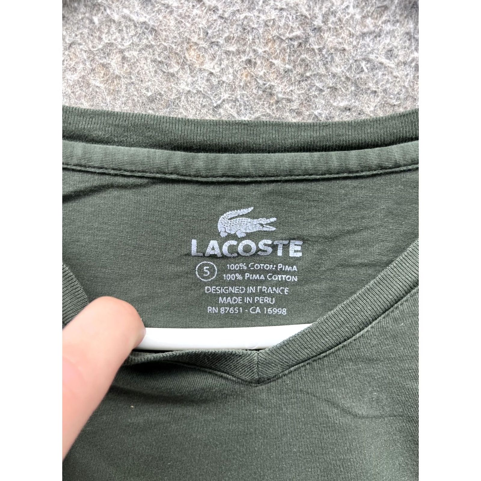 Lacoste Lacoste Shirt Mens L 5 Green Pima Cotton V Neck Logo Tee Tagless Soft T-Shirt Short Sleeve Knitted Jersey 100% Cotton Adult Mens Size US L / EU 52-54 / 3 - 2 Thumbnail