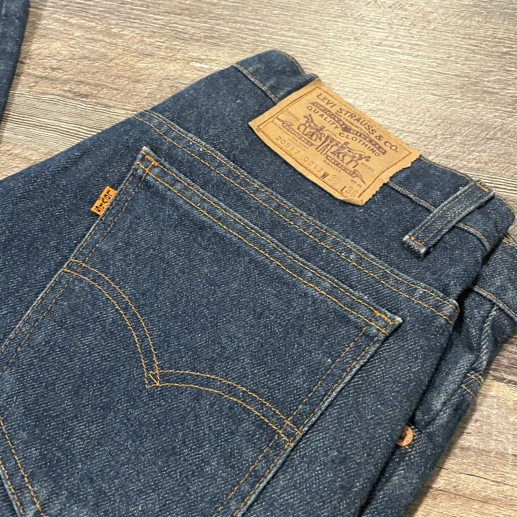 Levi's VINTAGE Levi's Jeans 20517 0217 Denim Blue 30x36 Zipper Men’s Regular 20517 0217 NWOT Scovill Zipper Denim Cotton United States Mens Size US 30 / EU 46 - 2 Thumbnail