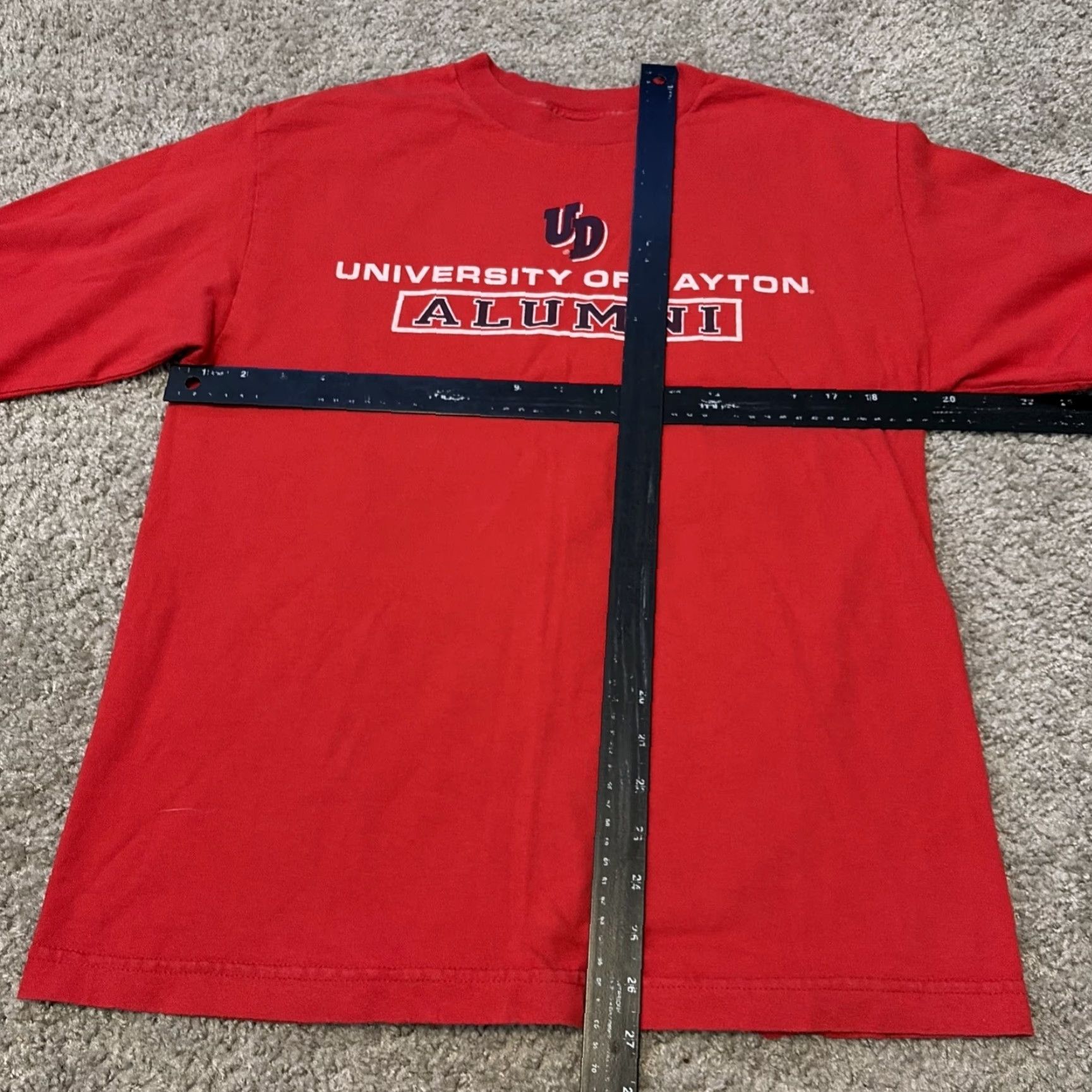 NCAA VINTAGE University Of Dayton Alumni 90s Red Long Sleeve T-Shirt M Mens TCX Apparel Shirt Size US M / EU 48-50 / 2 - 4 Thumbnail