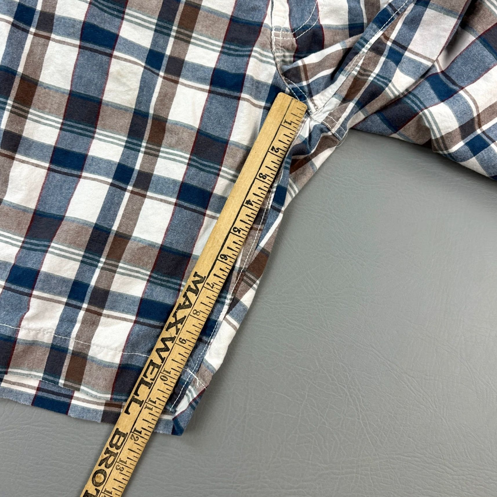 American Eagle Outfitters Vintage American Eagle Shorts Mens 30 Plaid Longer Length Chino Preppy Y2K Size US 30 / EU 46 - 2 Thumbnail
