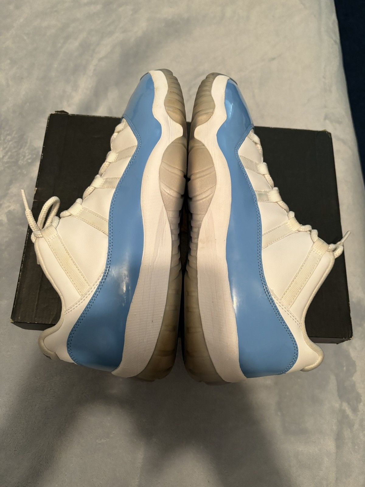 Jordan Brand Jordan 11 Retro Low UNC 2017 Size 13 Size US 13 / EU 46 - 3 Thumbnail