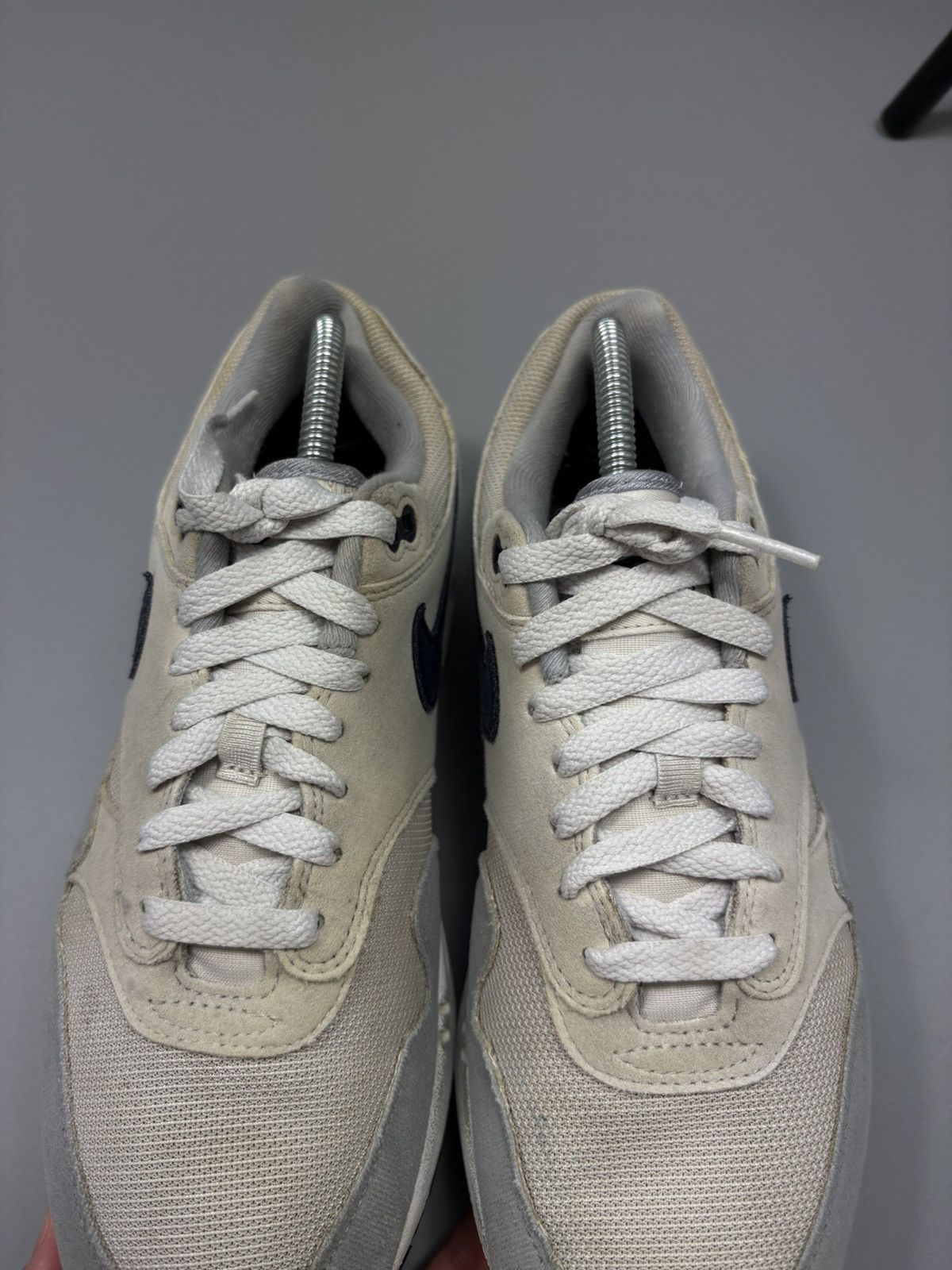 Nike Nike Air Max 1 Low Platinum Dark Obsidian mens shoes Size US 8 / EU 41 - 7 Thumbnail