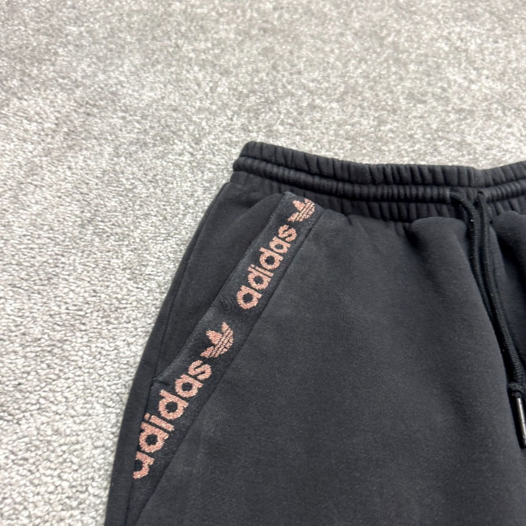 Adidas Adidas Originals Rose Gold Trefoil Taper Jogger Sweatpants Womens M Black Size 32" / US 10 / IT 46 - 4 Thumbnail