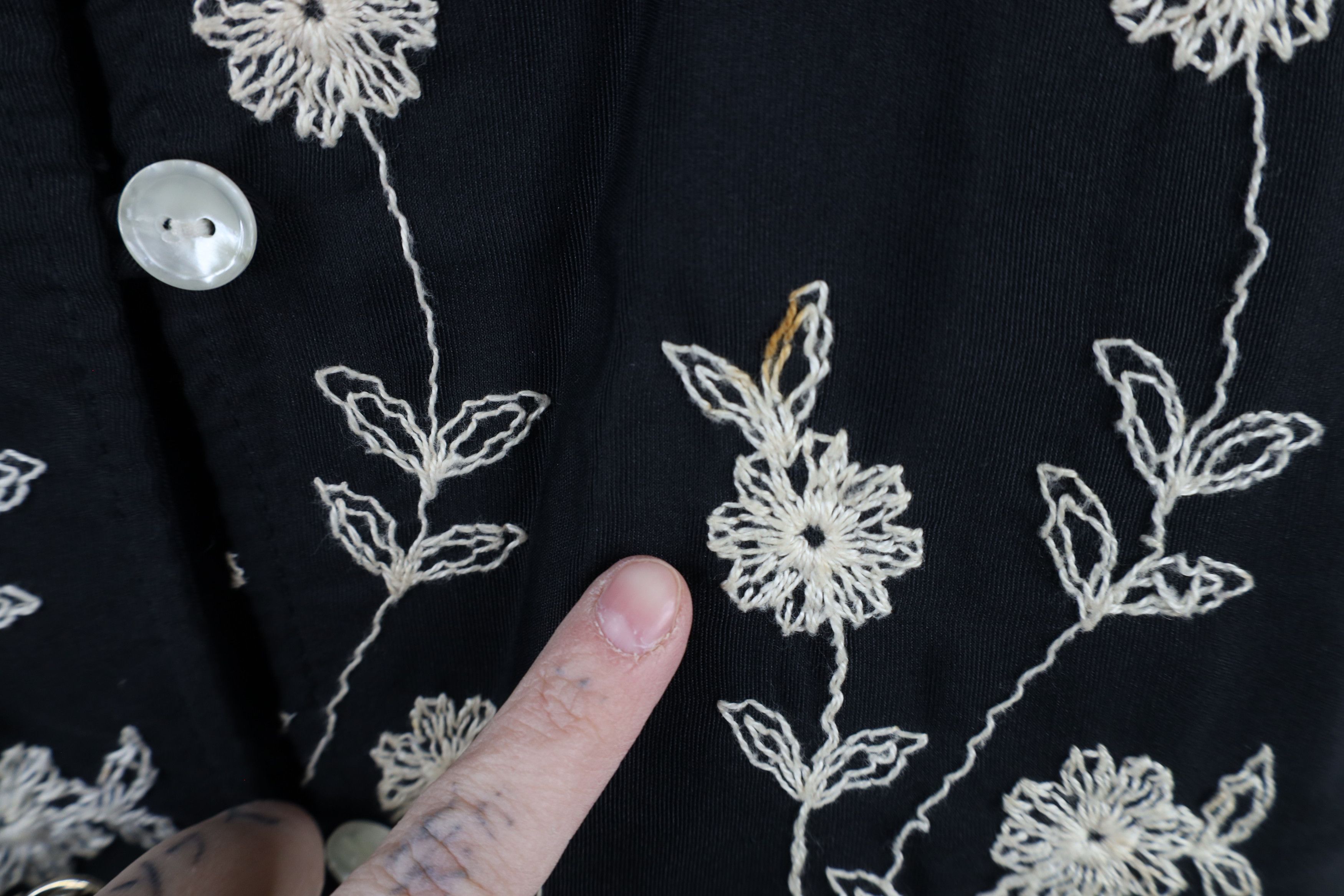 Vintage Vintage 90s Streetwear Flower Button Vest Jacket Black Size XS / US 0-2 / IT 36-38 - 4 Thumbnail