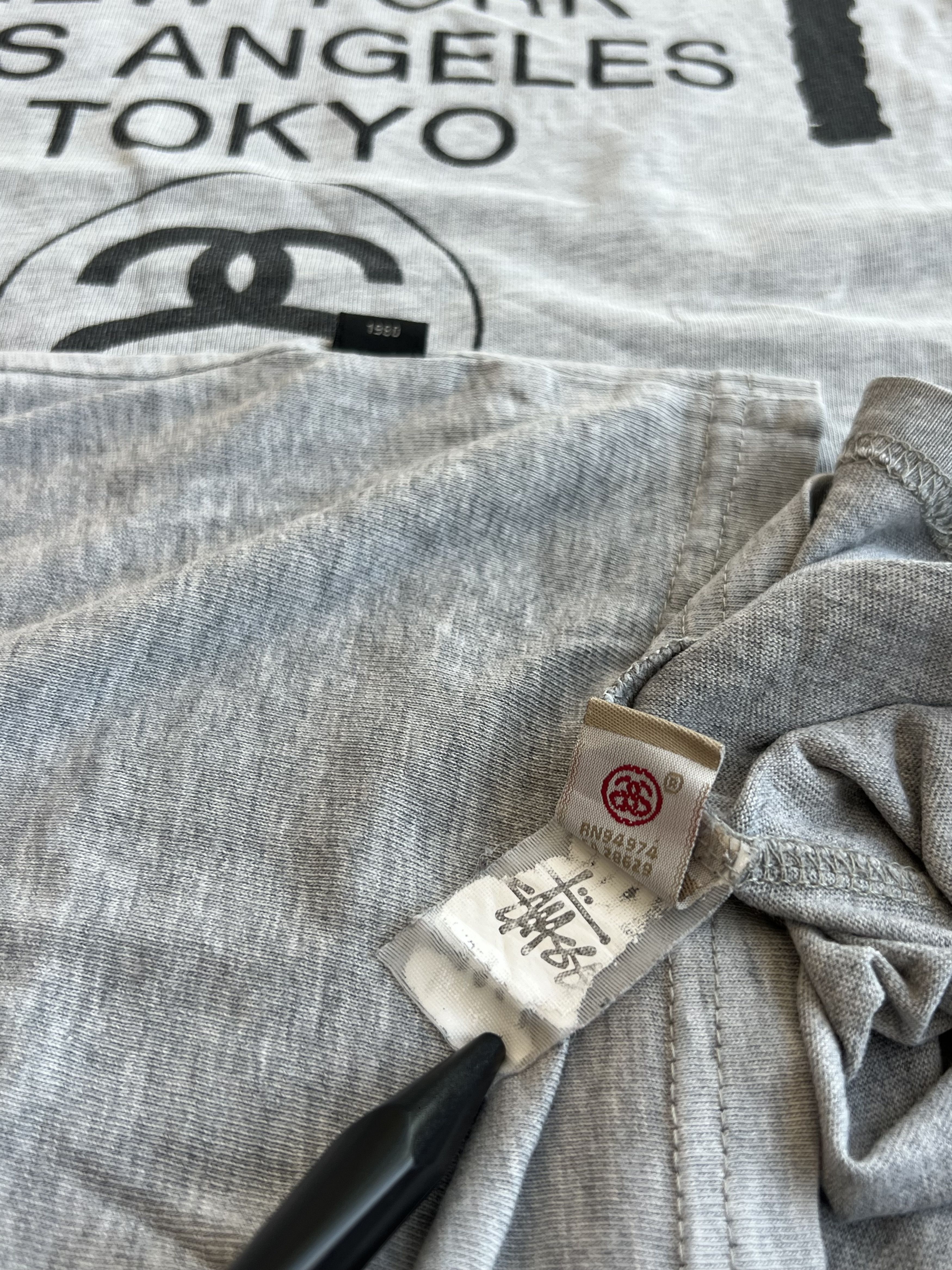Stussy Vintage Stussy Tour Distressed Long Sleeve Tee Size US L / EU 52-54 / 3 - 6 Thumbnail