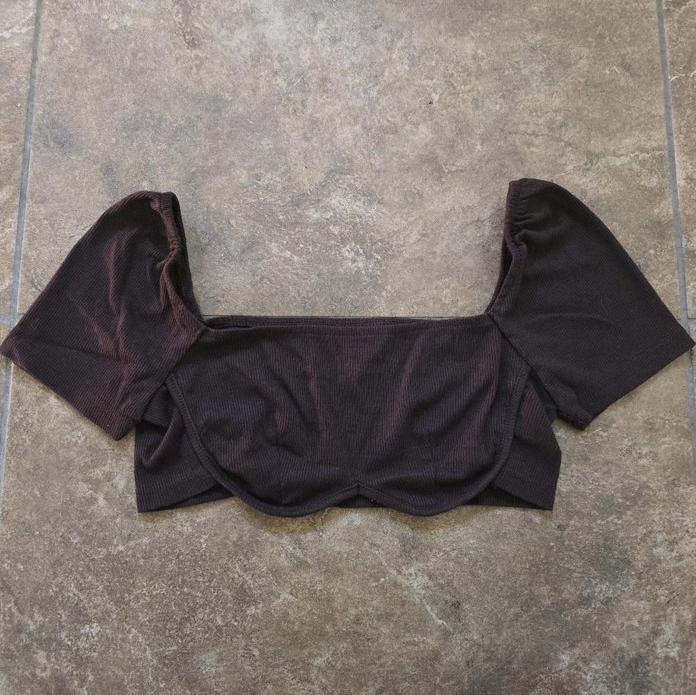 Shein Dark Chocolate Cropped SHEIN Short Sleeve Size XS / US 0-2 / IT 36-38 - 1 Thumbnail