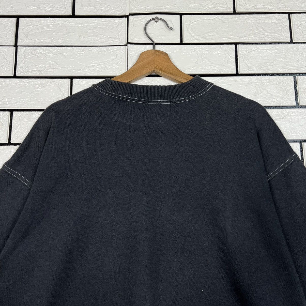 Japanese Brand SURF COMPANY Small Logo Tee #4172-C191 Size US L / EU 52-54 / 3 - 12 Thumbnail