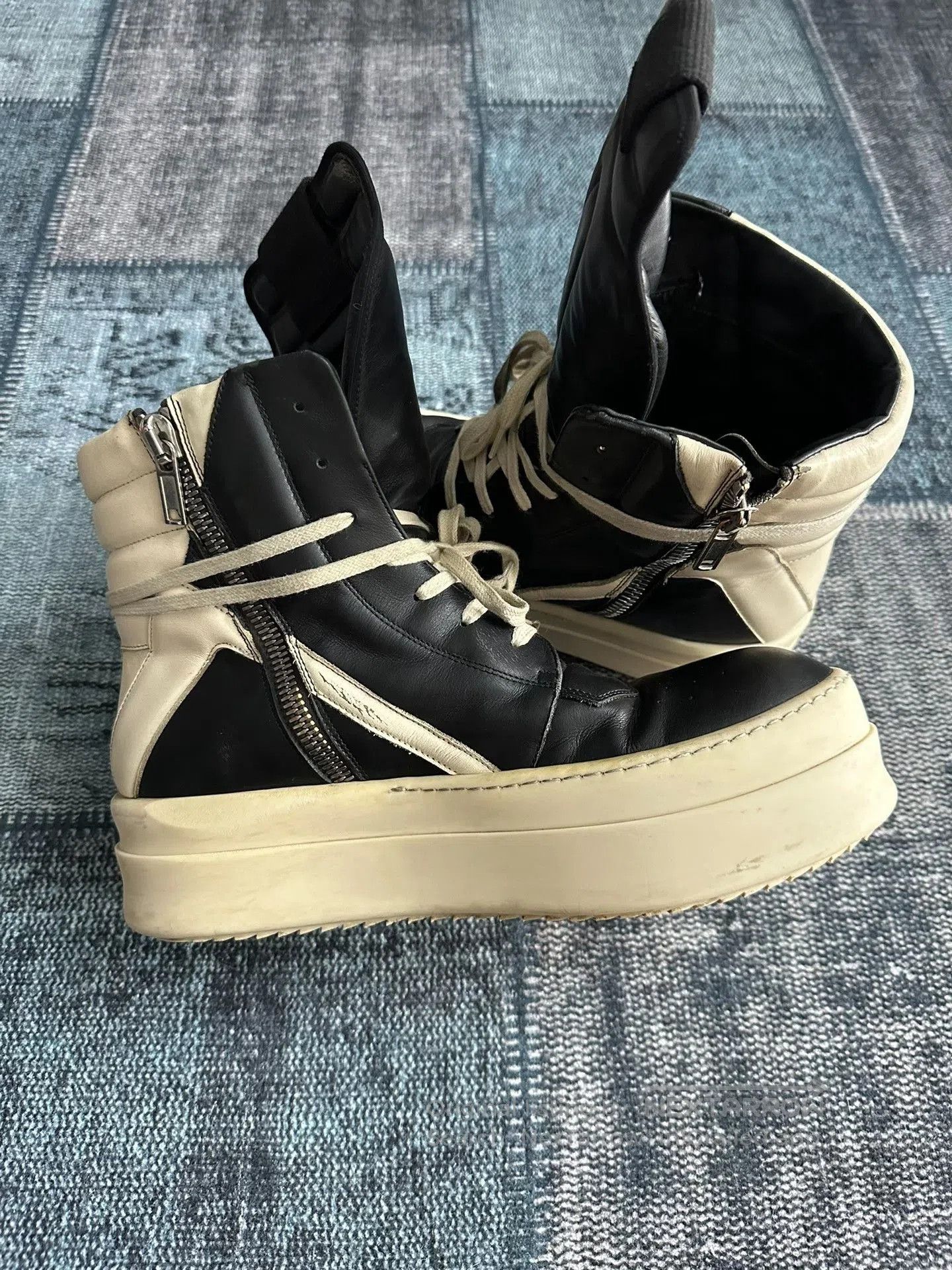Rick Owens Rick Owens Thick Sole Inverted Triangle. Size US 11 / EU 44 - 3 Thumbnail