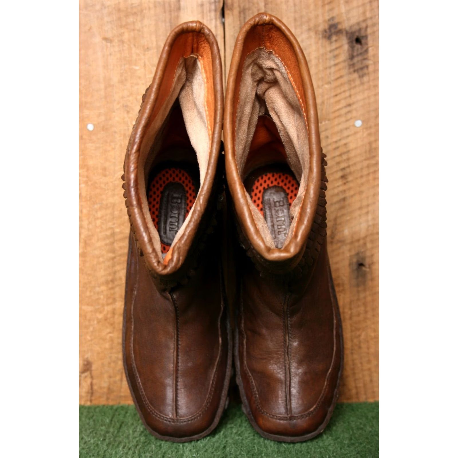 Born BORN Brown Leather Grommet Scallop Fringed Mid-Calf Boots Sz. 6.5 Women Military/Moccasin Style Shoes? Size US 7 / IT 37 - 4 Thumbnail
