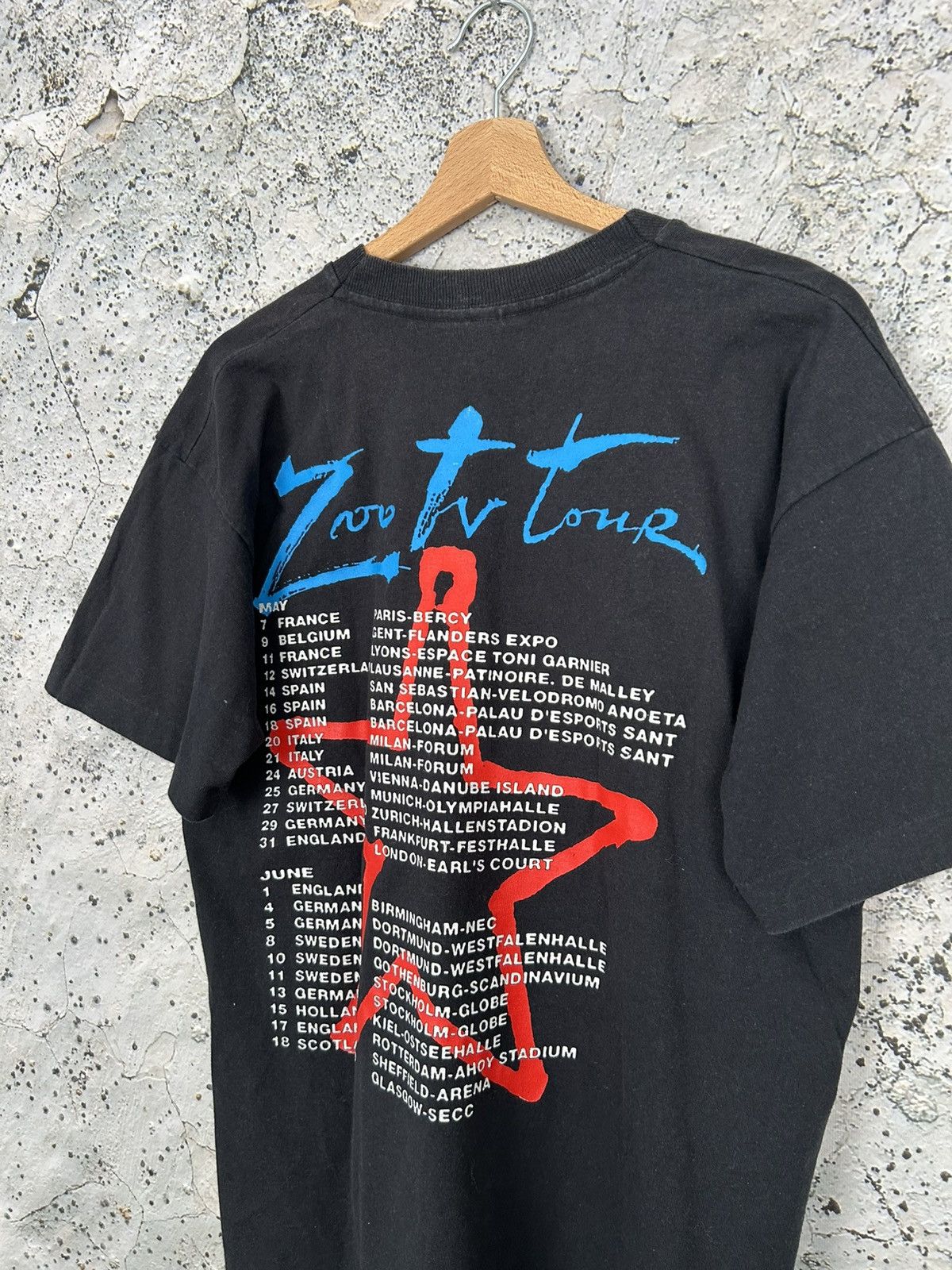 Band Tees Vintage U2 Zoo TV Tour 90s Rare Rock Band Tee Avant Garde Size US L / EU 52-54 / 3 - 5 Thumbnail