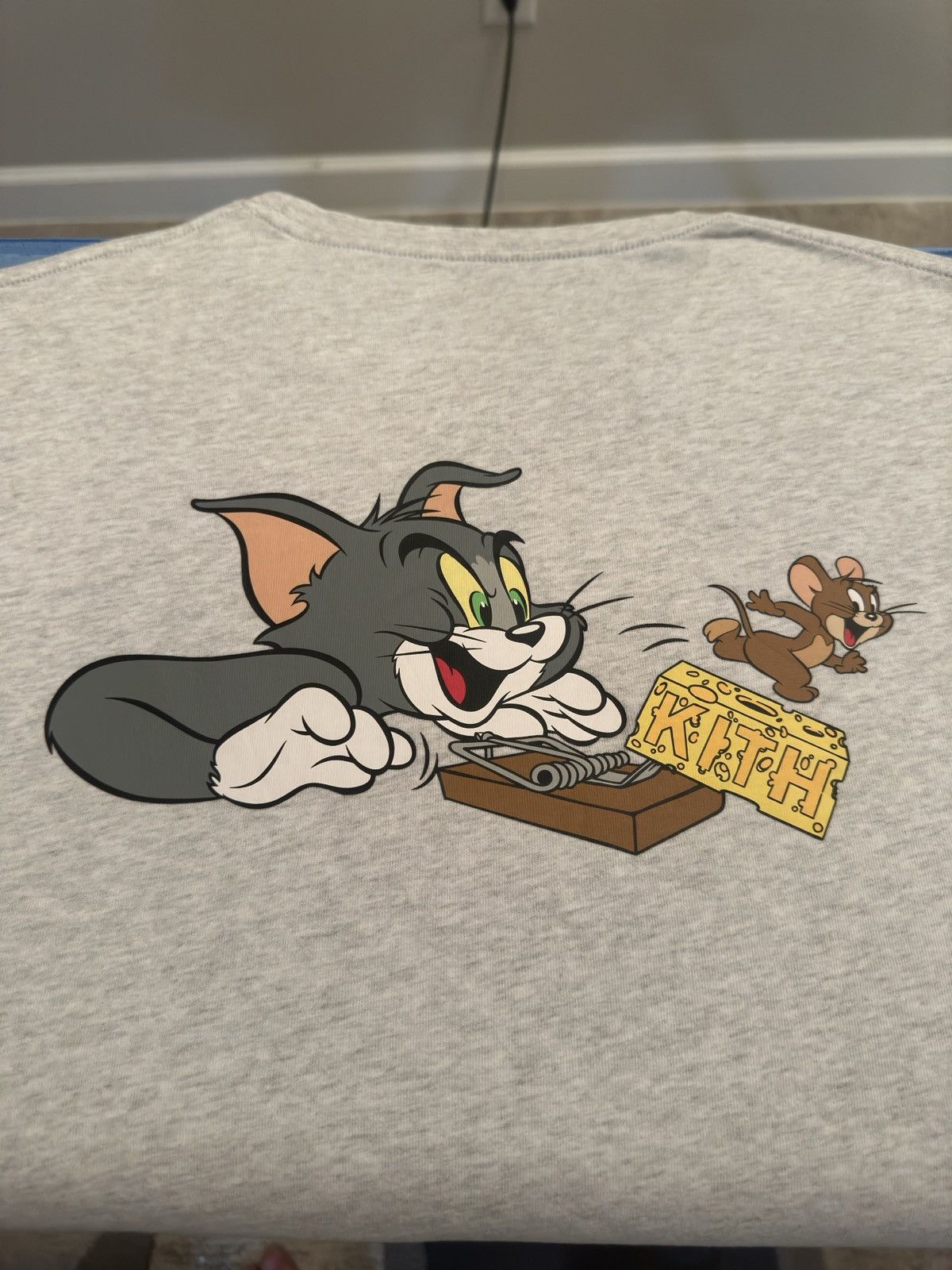 Kith Kith X Tom & Jerry L/S Cheese Tee - Grey - Large - 9.5/10 Size US L / EU 52-54 / 3 - 2 Thumbnail