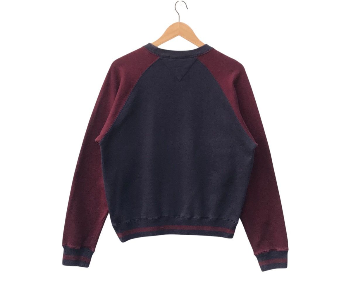 Tommy Hilfiger Vintage Tommy Hilfiger Spellout Sun Faded Sweatshirt Size US M / EU 48-50 / 2 - 5 Thumbnail