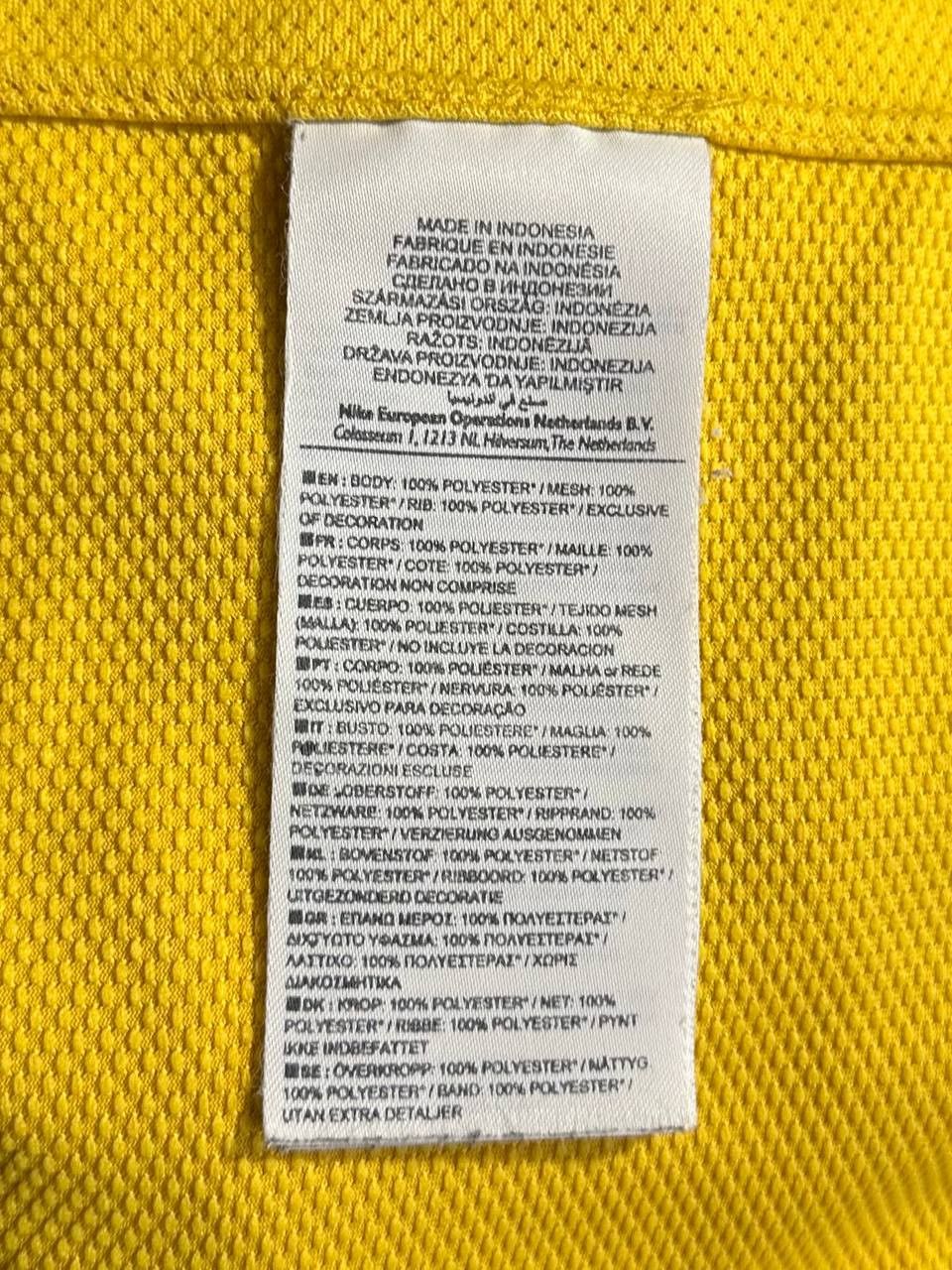 Nike BRAZIL 2010 - 2011 home FOOTBALL Shirt soccer jersey NIKE Size US M / EU 48-50 / 2 - 8 Thumbnail