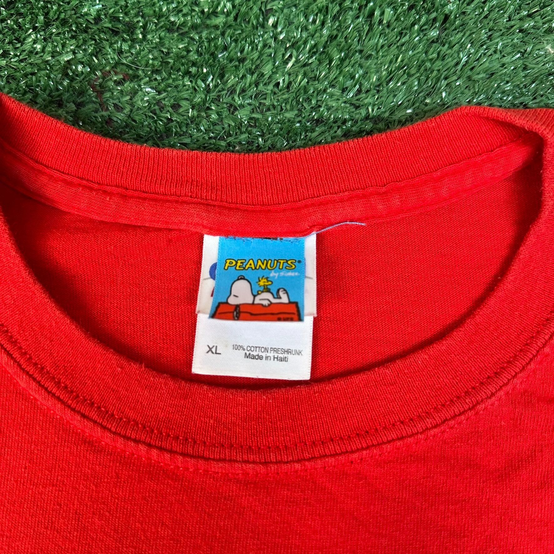 Peanuts Vintage Y2K Peanuts Snoopy Joe Cool T-Shirt Christmas Red XL Size US XL / EU 56 / 4 - 5 Thumbnail
