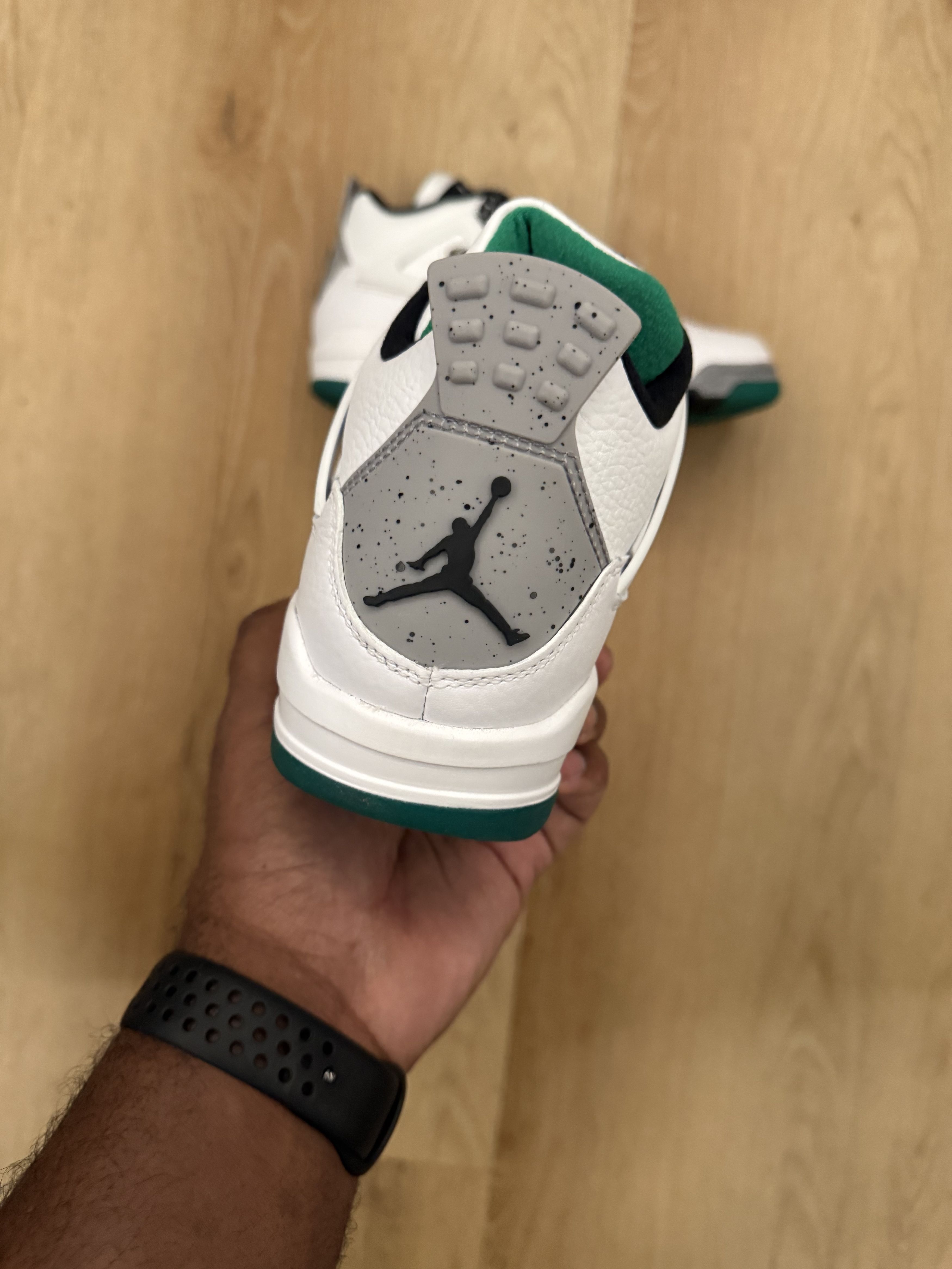 Jordan Brand AirJordan Retro 4 'LUCID GREEN RASTA' (WMNS) Size US 9 / IT 39 - 7 Thumbnail