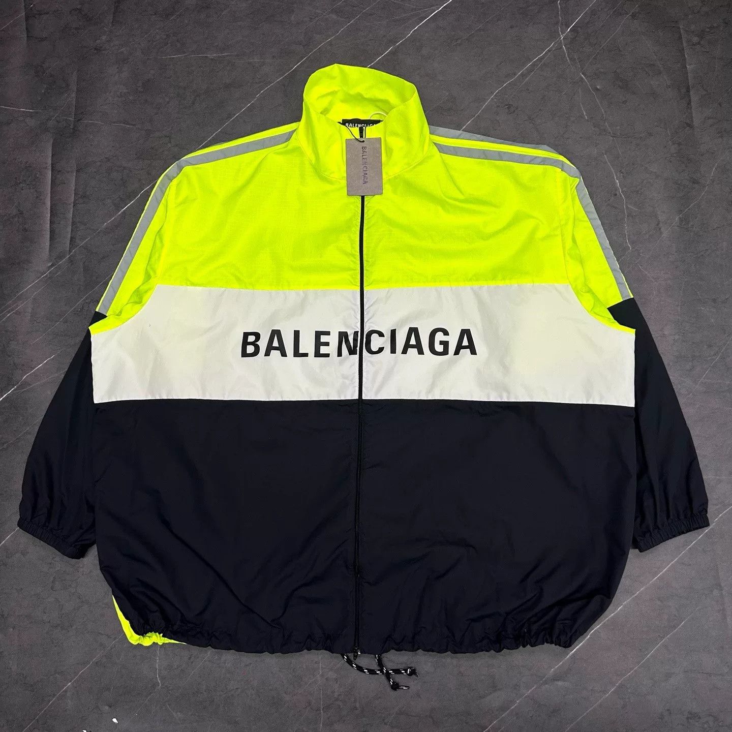Balenciaga Balenciaga Fluorescent Yellow Windbreaker Size US M / EU 48-50 / 2 - 1 Thumbnail