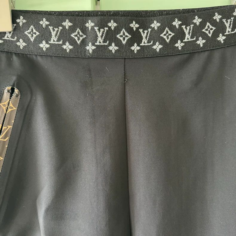 Louis Vuitton Louis Vuitton Co-branded sweatpants Size US 38 / EU 54 - 6 Thumbnail