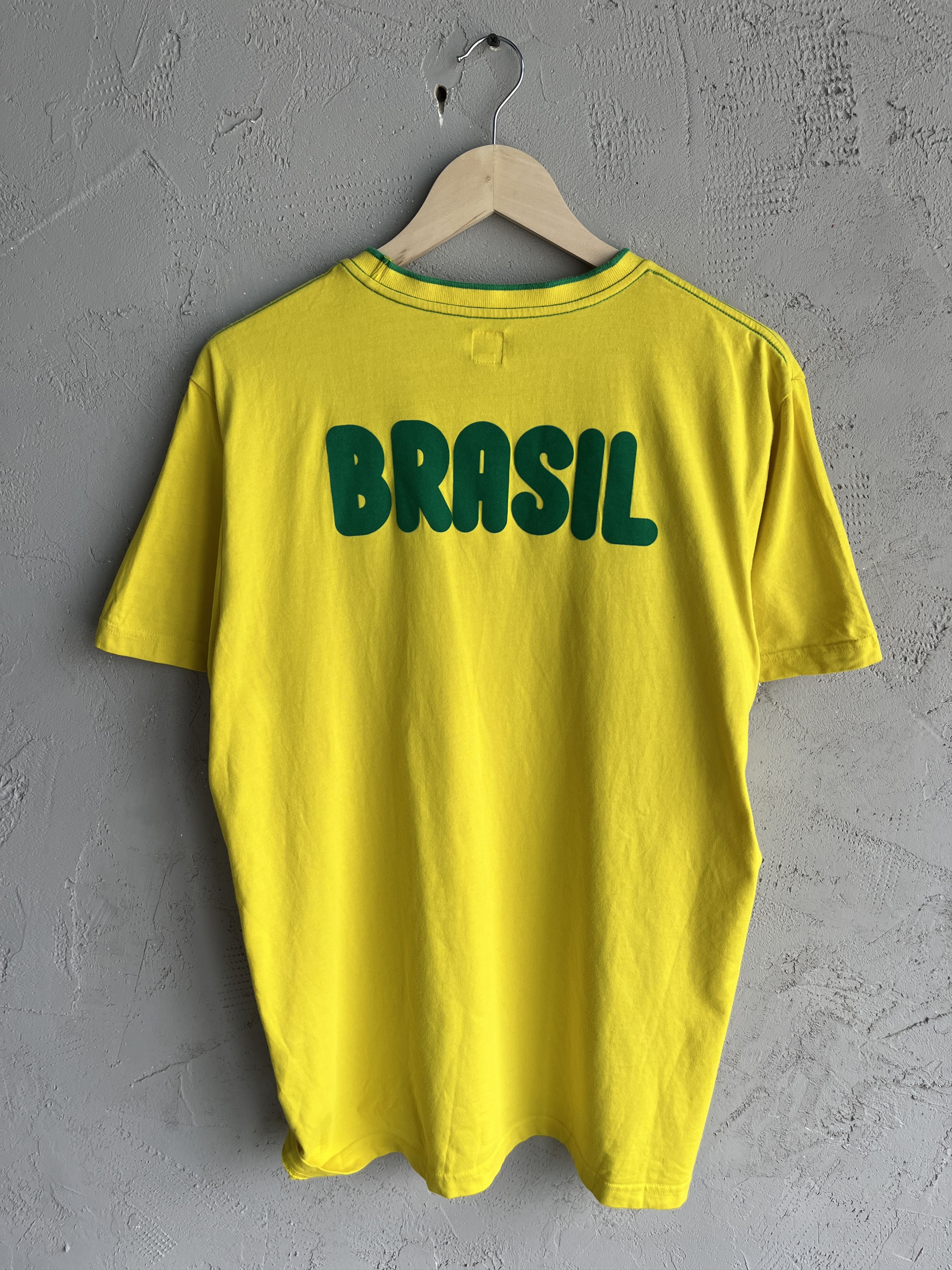 Adidas × Vintage Vintage 00s Y2K Adidas Brazil World Cup Blokecore T-Shirt Size US XL / EU 56 / 4 - 4 Thumbnail