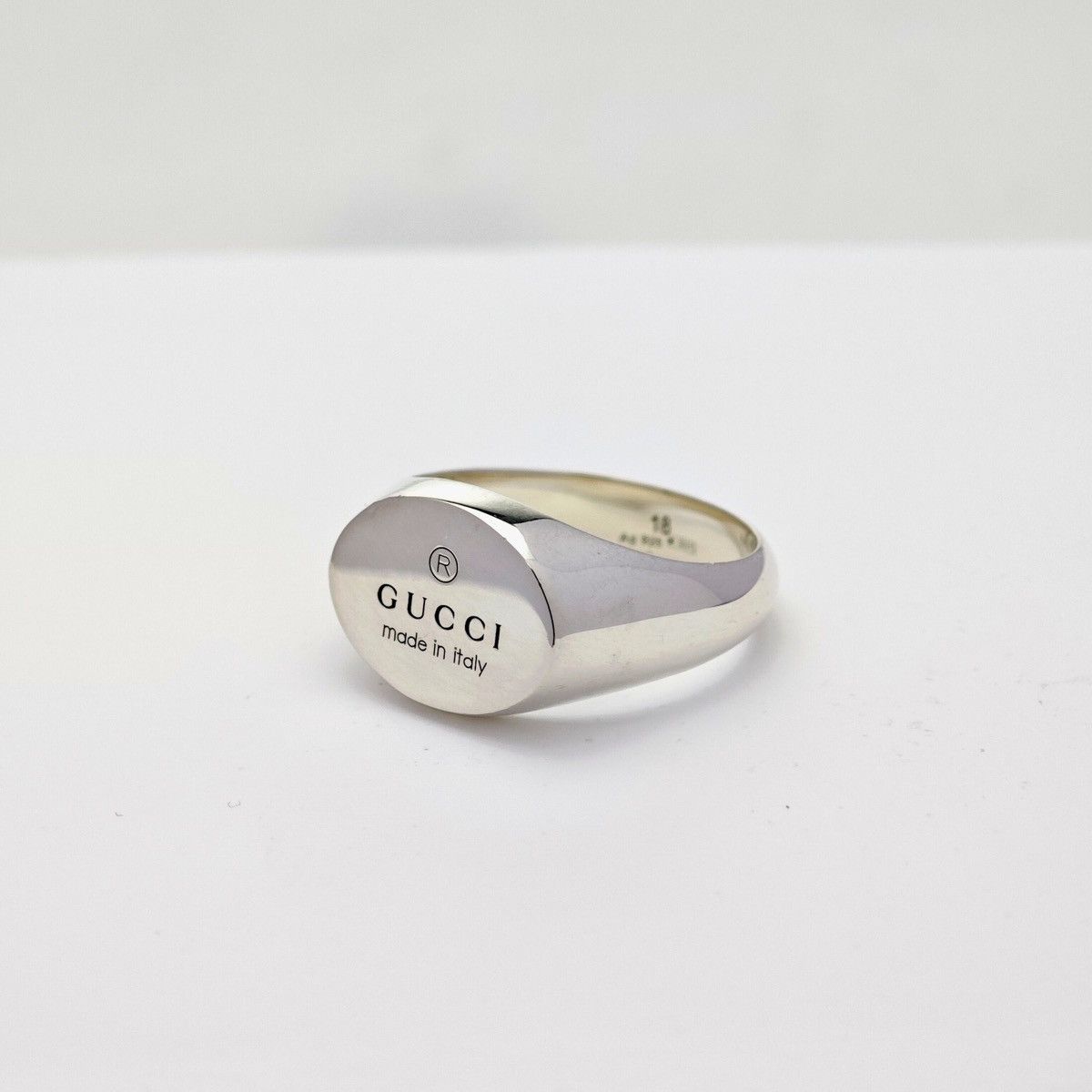 Gucci Gucci Trademark Sterling Silver Chevalier Oval Ring Size ONE SIZE - 1 Thumbnail
