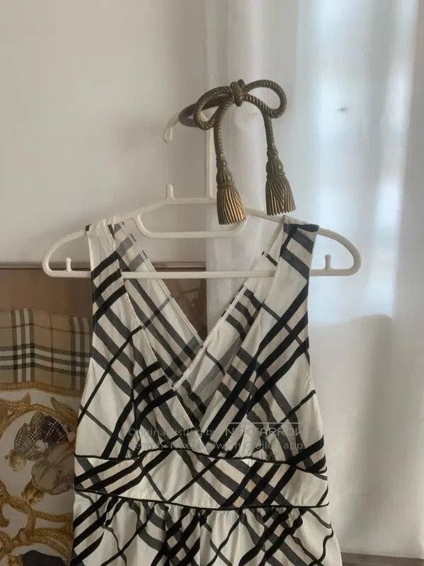 Burberry Burberry White Cotton Women's Dress. Size M / US 6-8 / IT 42-44 - 5 Thumbnail