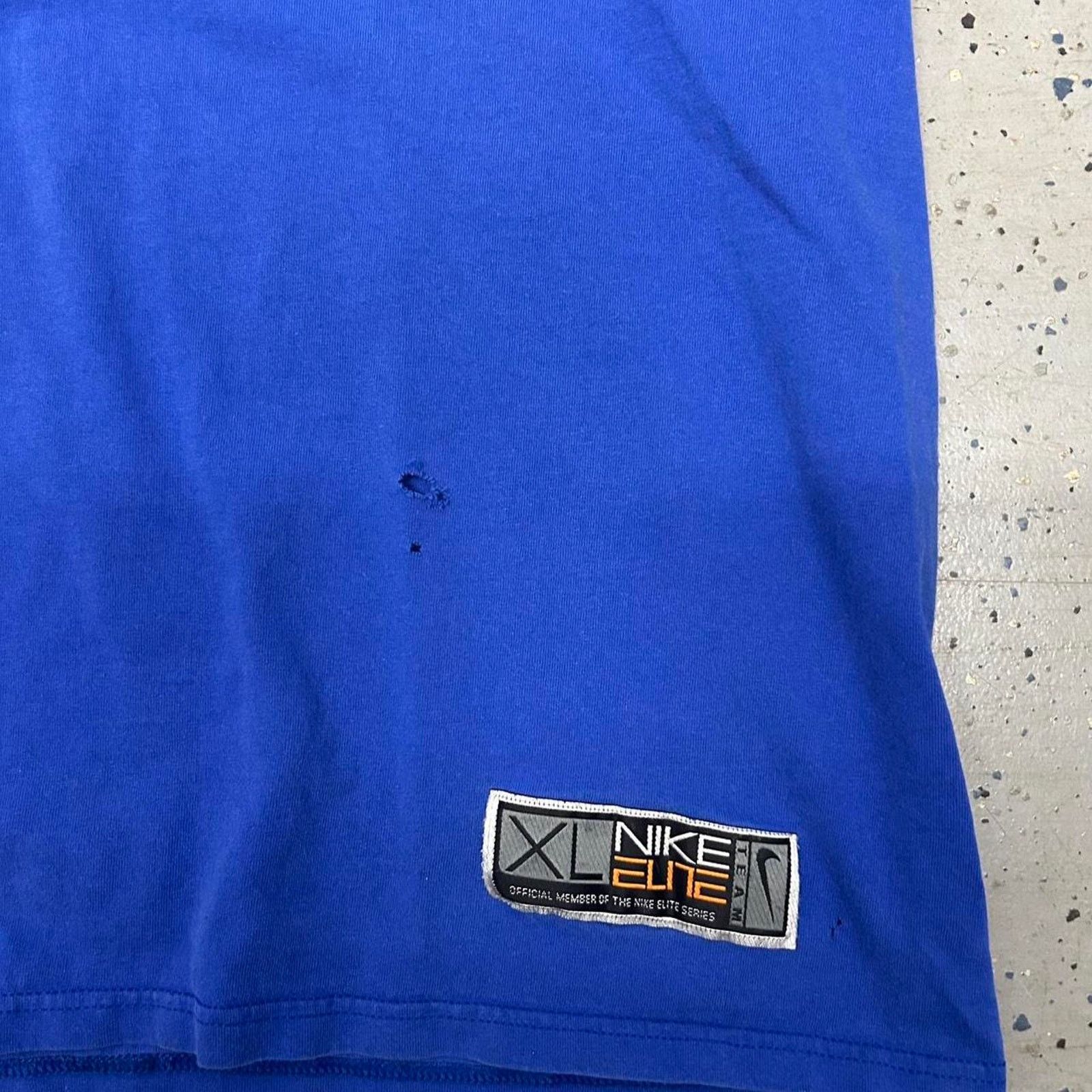 Nike VTG/Y2K Blue Nike Duke Basketball graphic tee Size US XL / EU 56 / 4 - 3 Thumbnail