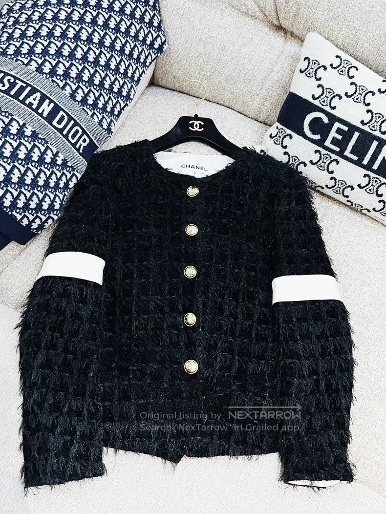 Chanel Chanel Equestrian series black three-dimensional plush lon Size XXS / US 00 / IT 34 - 4 Thumbnail