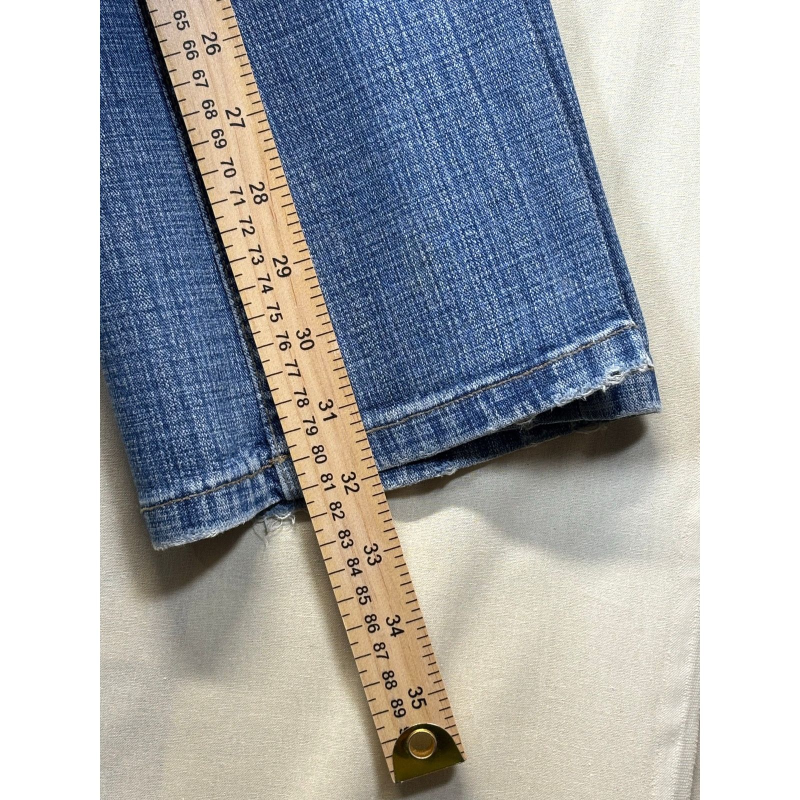 The Unbranded Brand d jeans Bootcut Jeans Blue Denim Floral Embroidered Flare Size 34" / US 12 / IT 48 - 6 Thumbnail