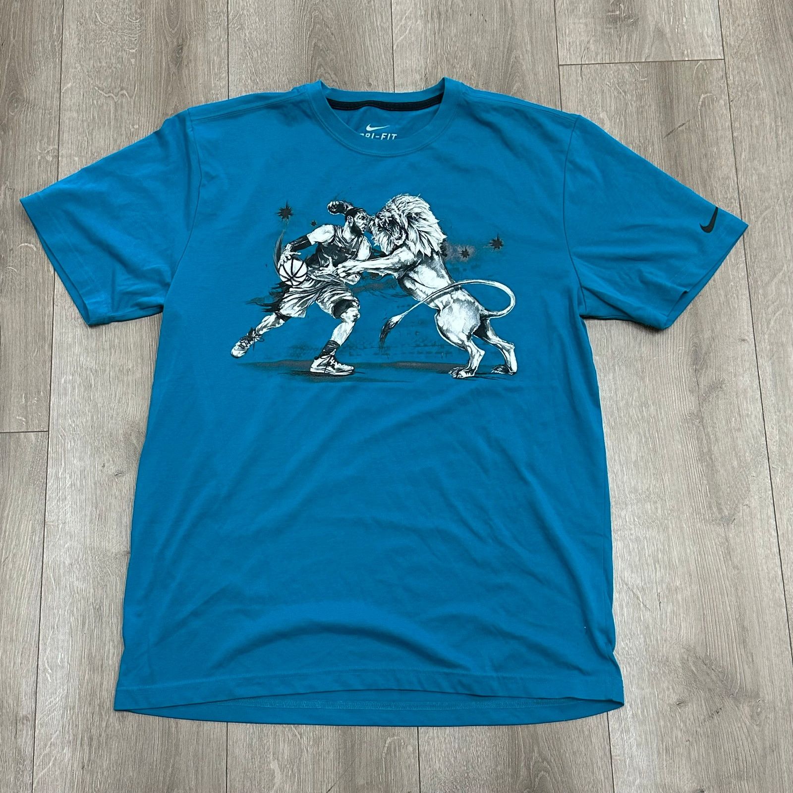 Nike Nike Dri-Fit Lebron James King Lion Teal Blue T-Shirt Tee L Size US L / EU 52-54 / 3 - 1 Thumbnail
