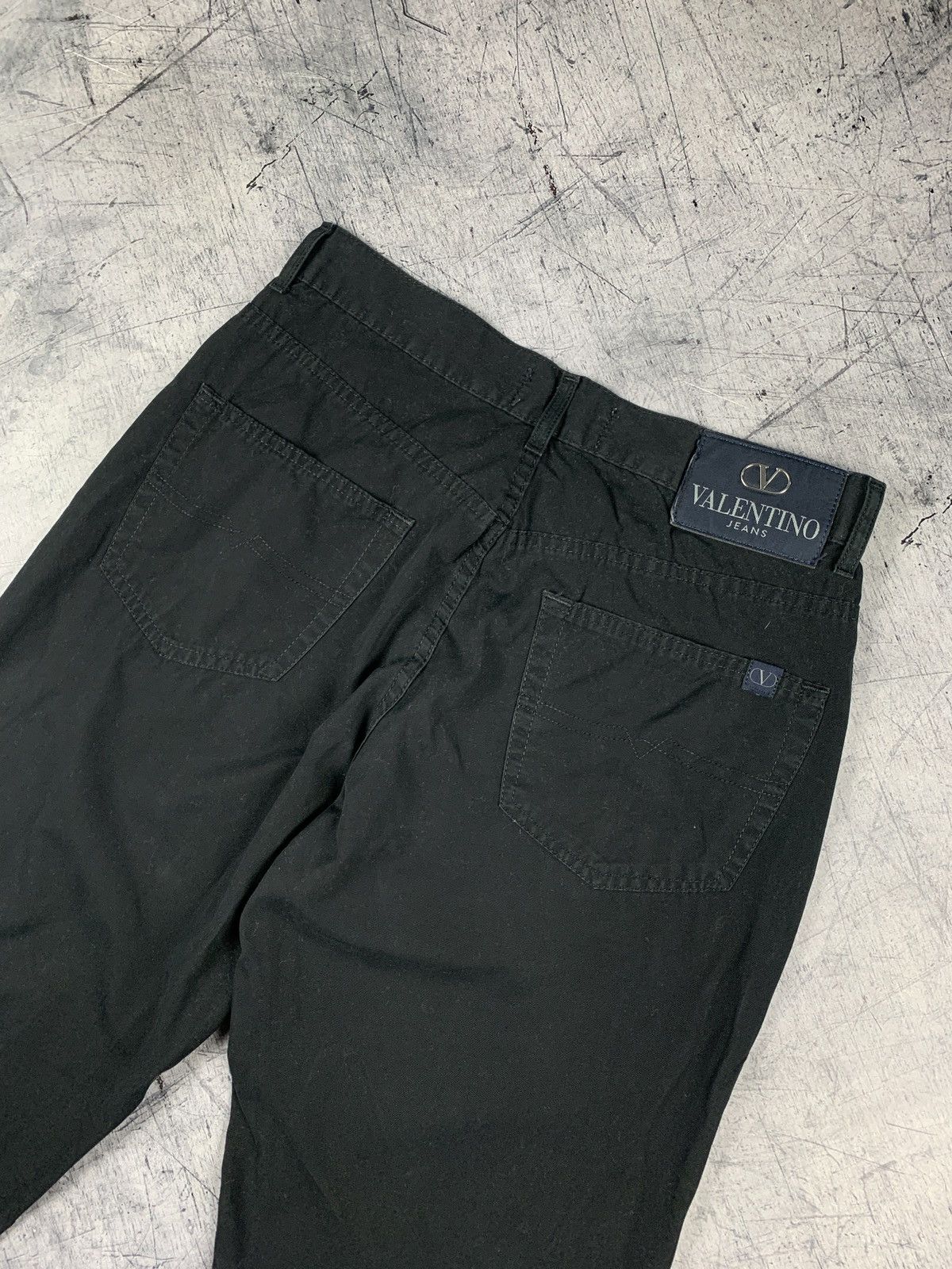 Valentino Designer Valentino Men’s Vintage Straight Jeans Sz 34 Black Size US 34 / EU 50 - 2 Thumbnail