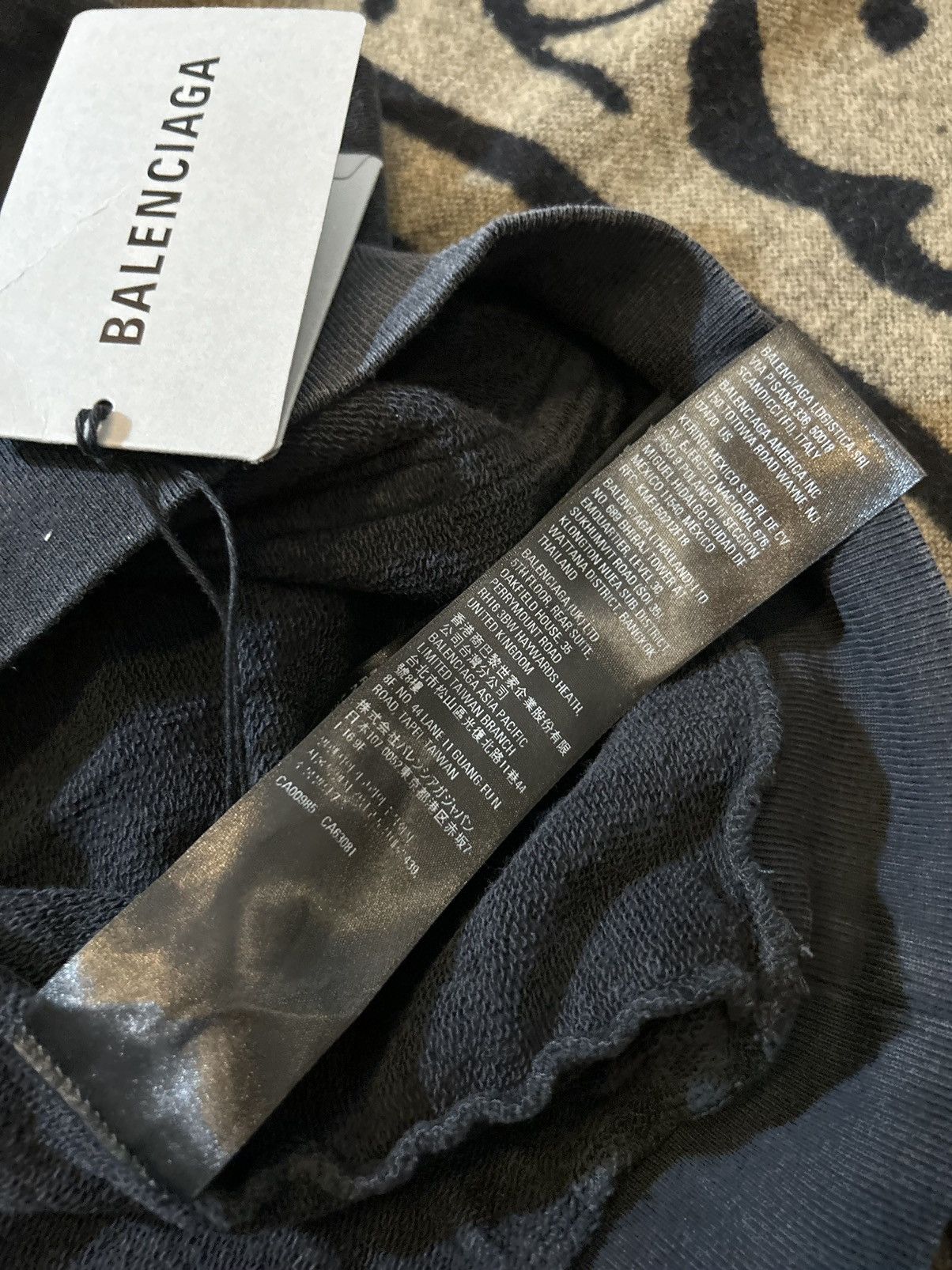 Balenciaga FW 22 Balenciaga New Sporty B Large Fit Size US L / EU 52-54 / 3 - 11 Thumbnail