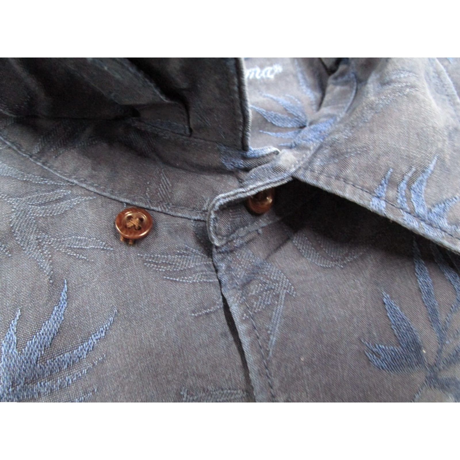 Tommy Bahama Vintage Tommy Bahama Men's XL Silk Floral Button-Up Shirt Long Sleeve Casual Tropical Beach Blue Size US XL / EU 56 / 4 - 4 Thumbnail